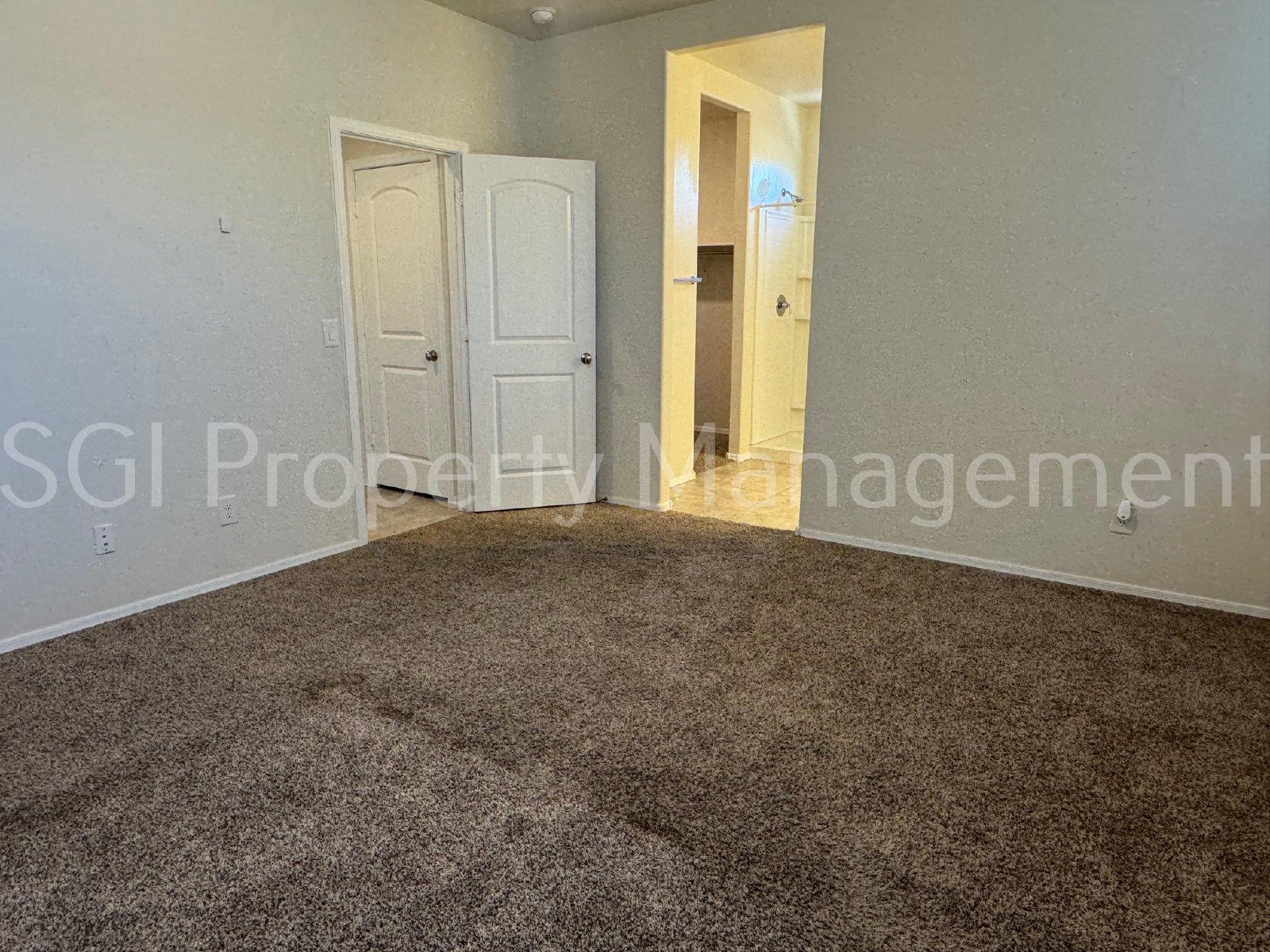 Beautiful home ready for move in property image