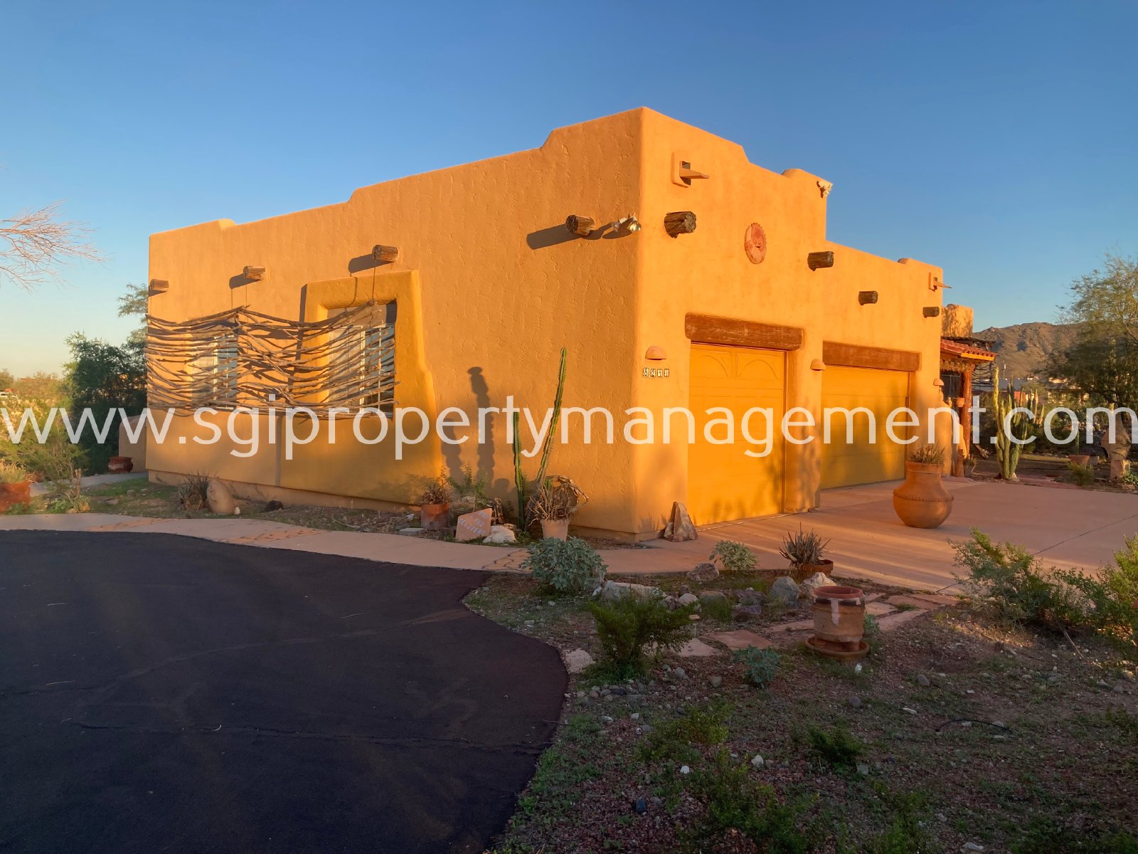 BEAUTIFUL HOME WITH PRIVATE POOL! property image