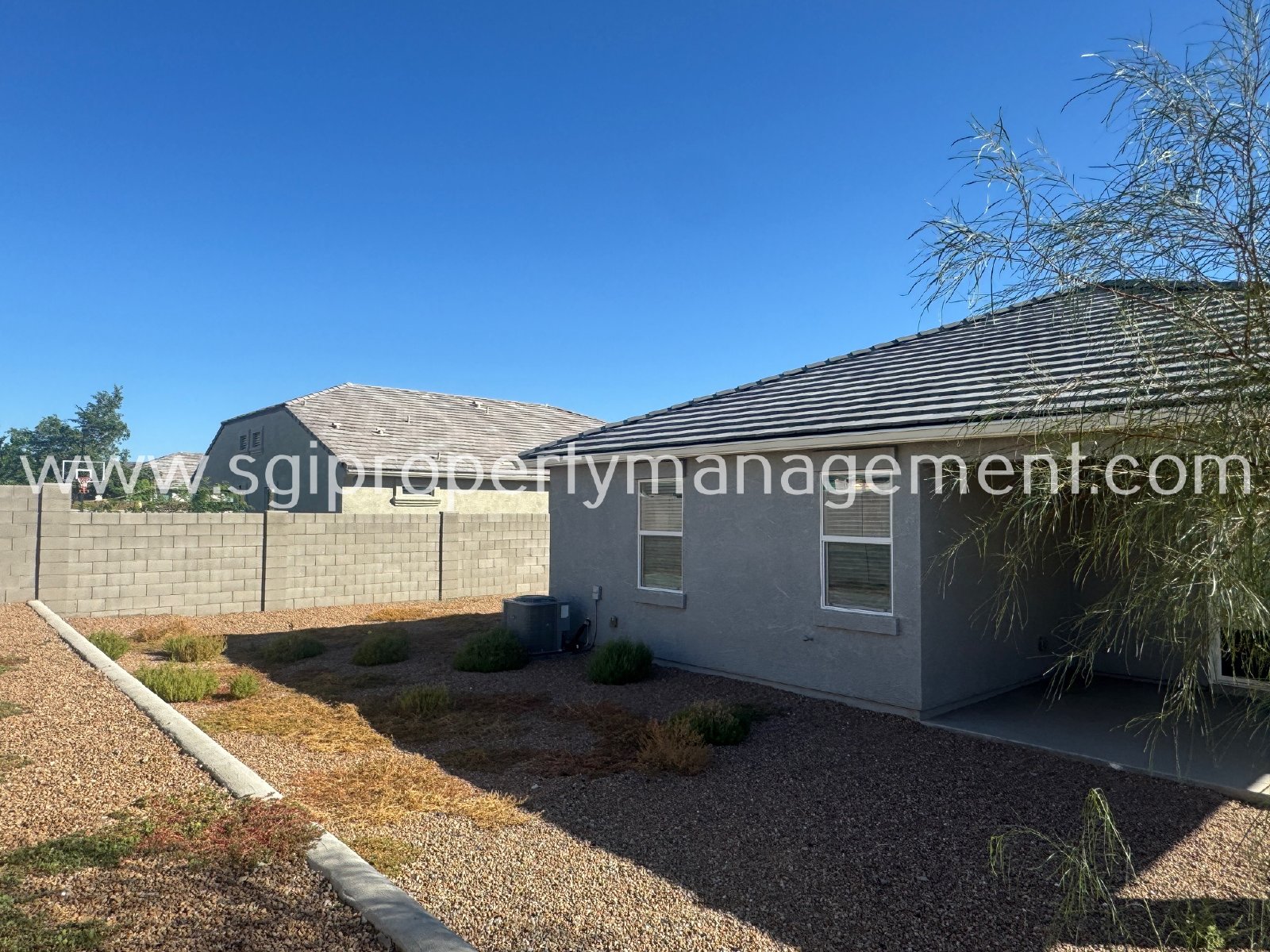 5 bedroom home with 3 car garage property image