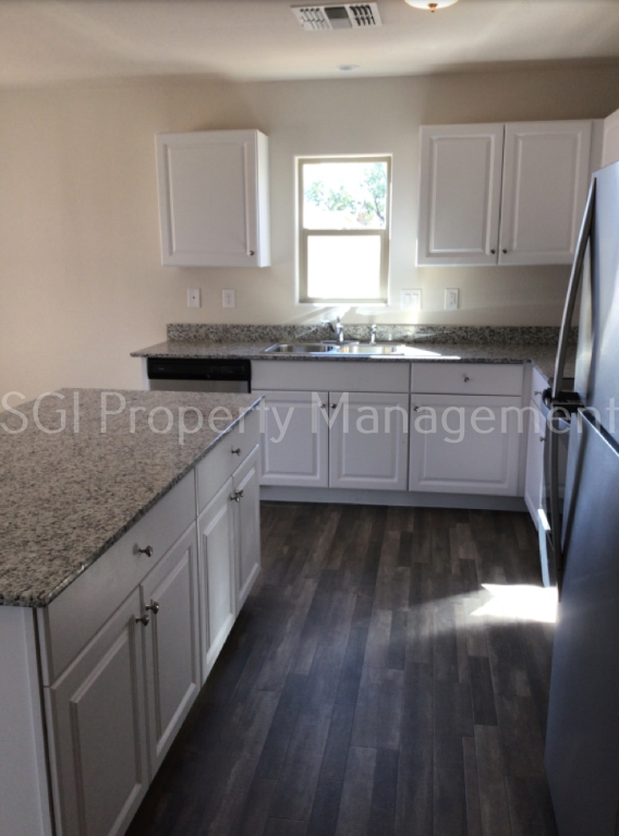 Spacious home ready for move in property image