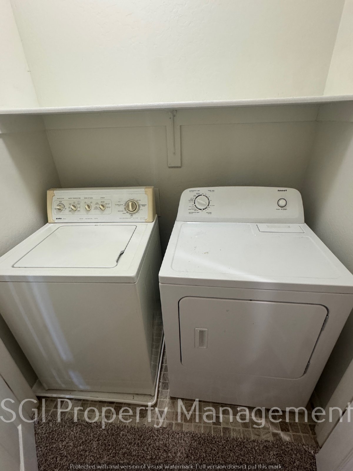 8105 W Groom Creek Rd property image