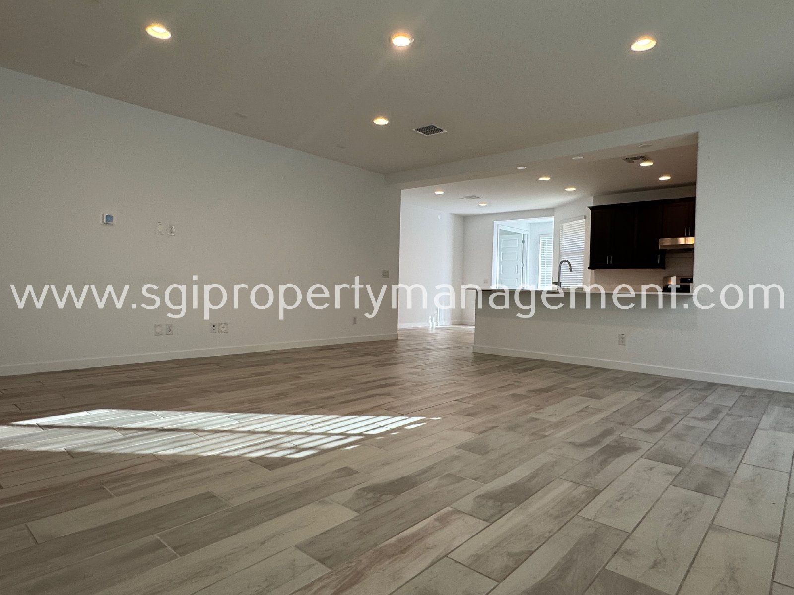 4 bedroom Waddell home property image