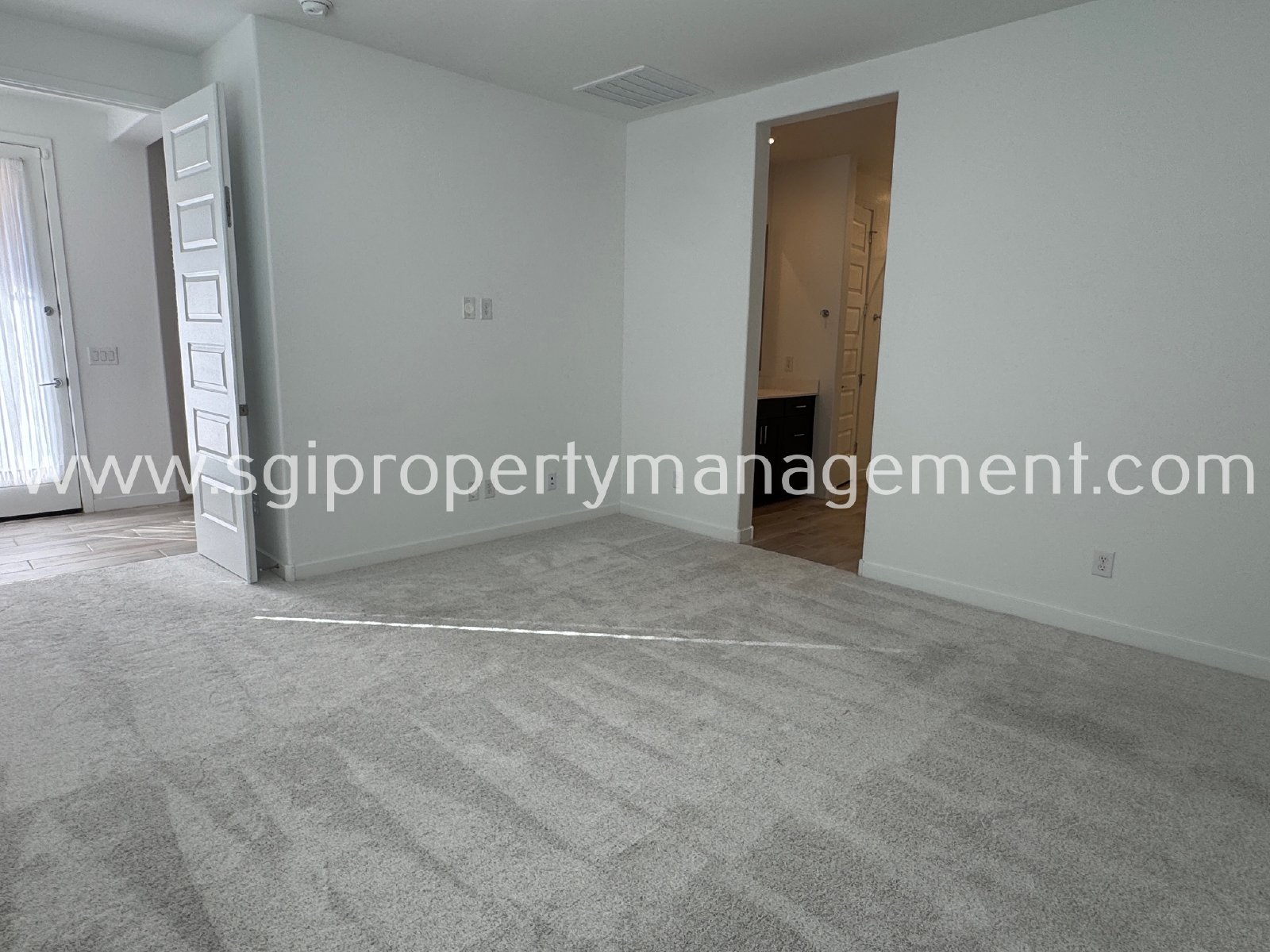 4 bedroom Waddell home property image