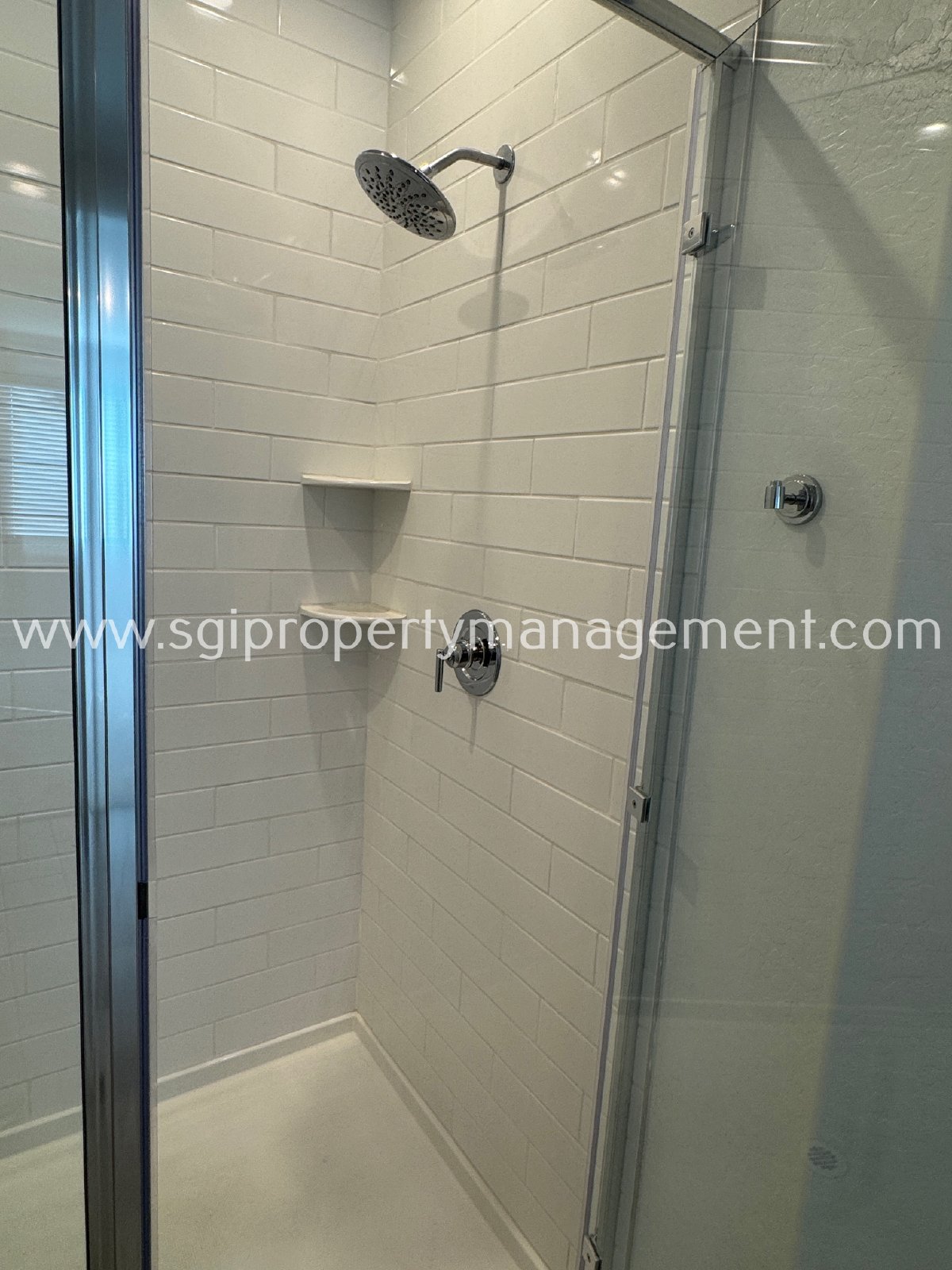 4 bedroom Waddell home property image