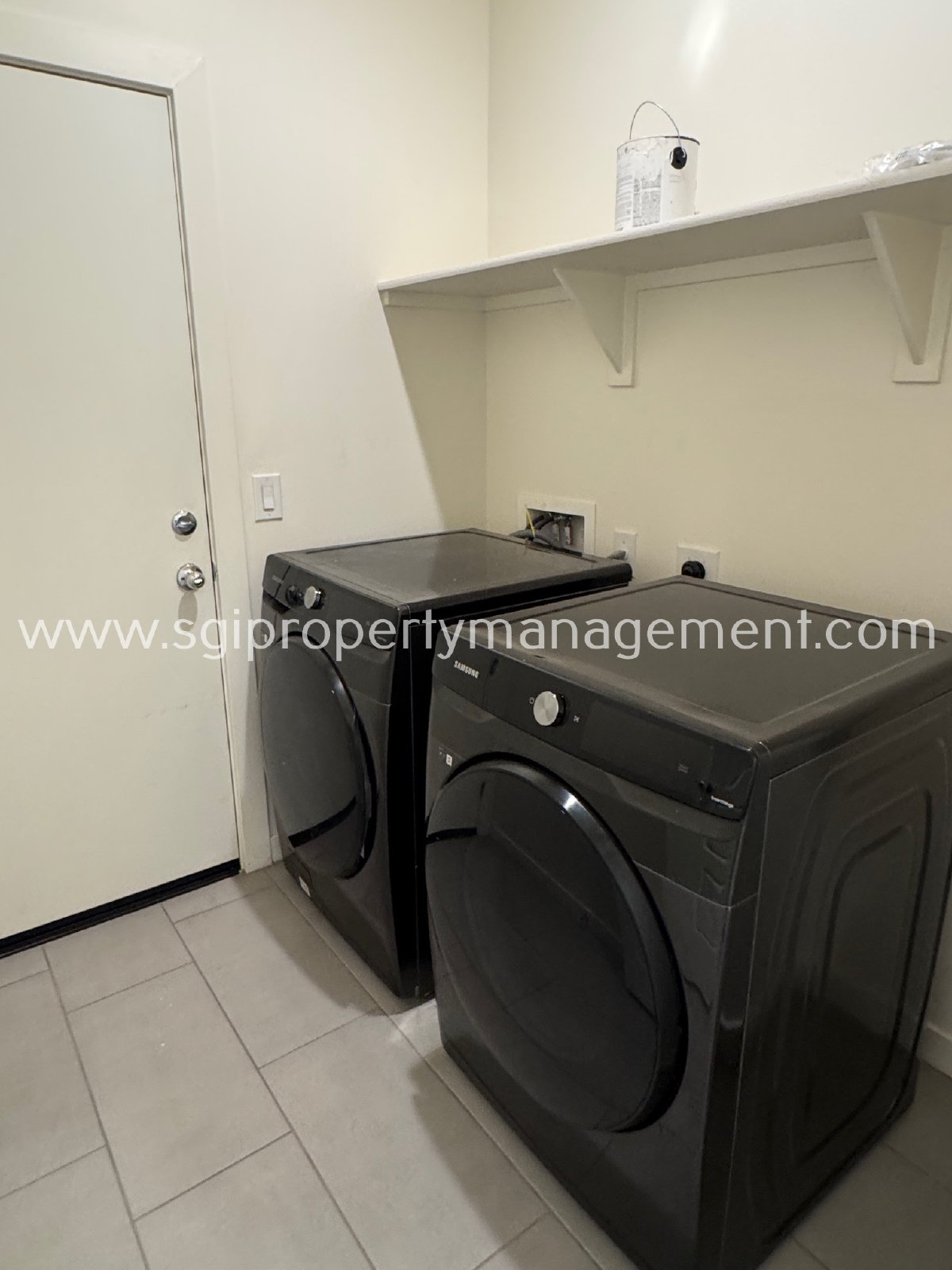 5 bedroom, 3 bathroom Casa Grande home property image