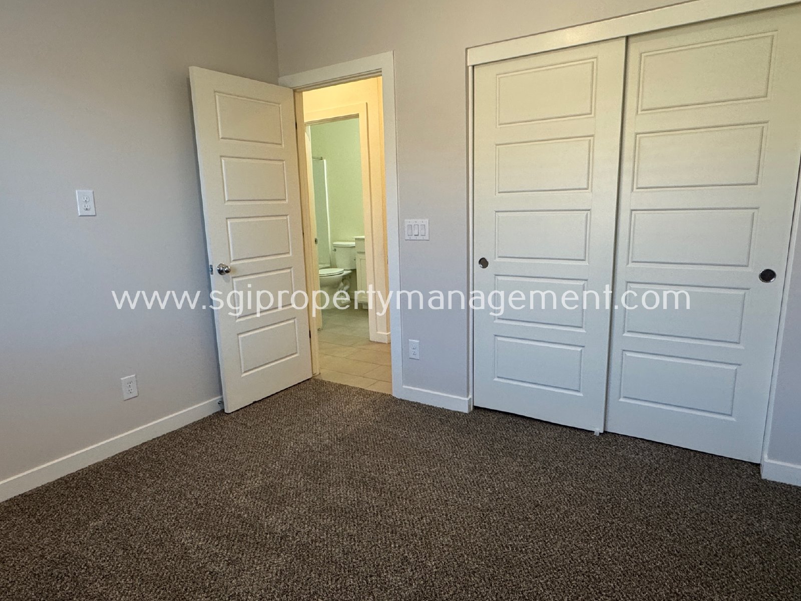 5 bedroom, 3 bathroom Casa Grande home property image