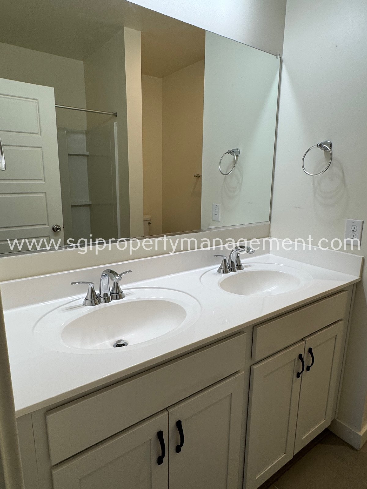 5 bedroom, 3 bathroom Casa Grande home property image