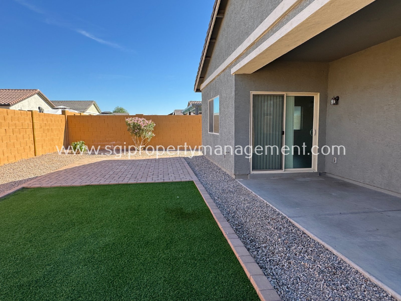 5 bedroom, 3 bathroom Casa Grande home property image