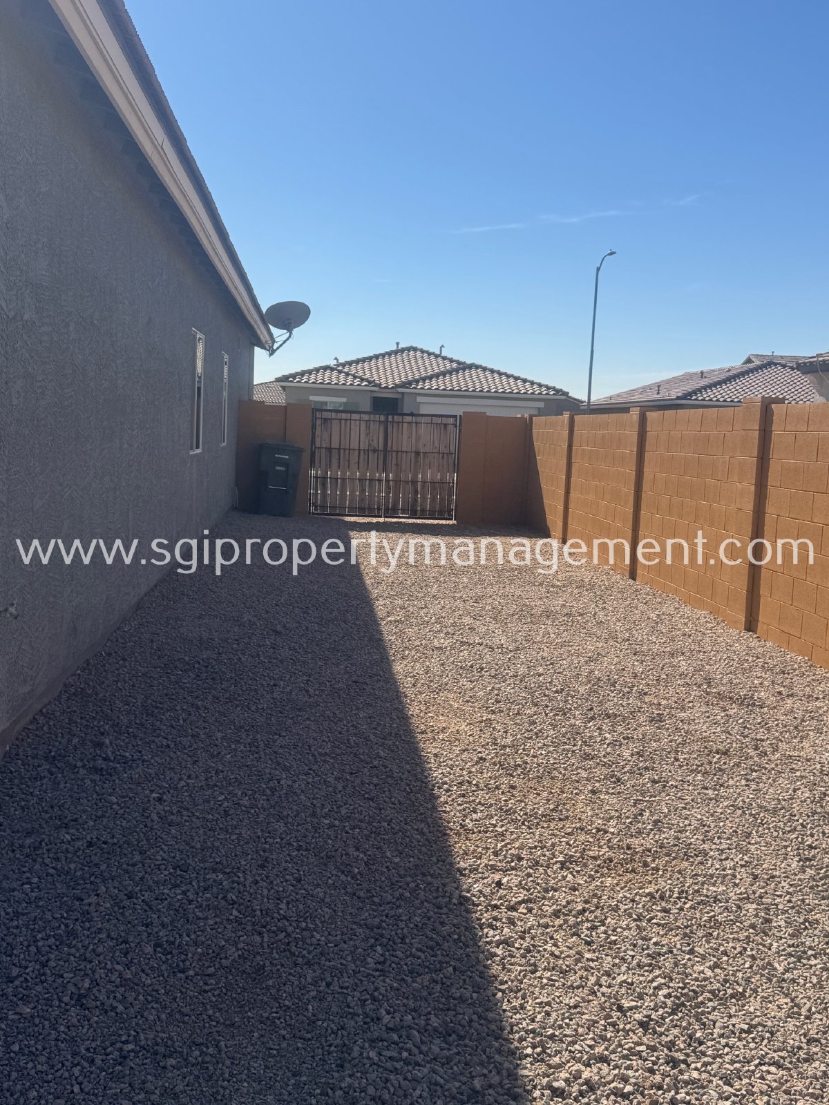 5 bedroom, 3 bathroom Casa Grande home property image