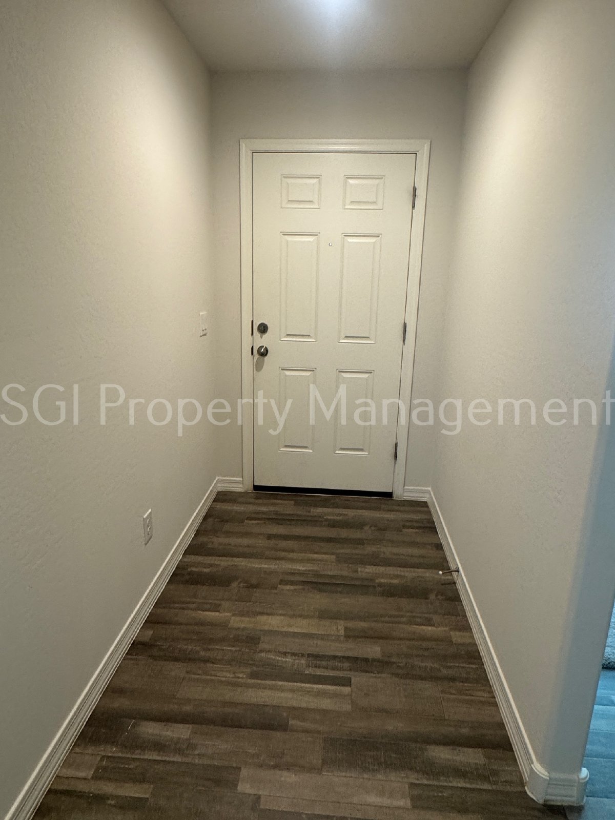 BEAUTIFUL HOME READY FOR MOVE IN!! property image