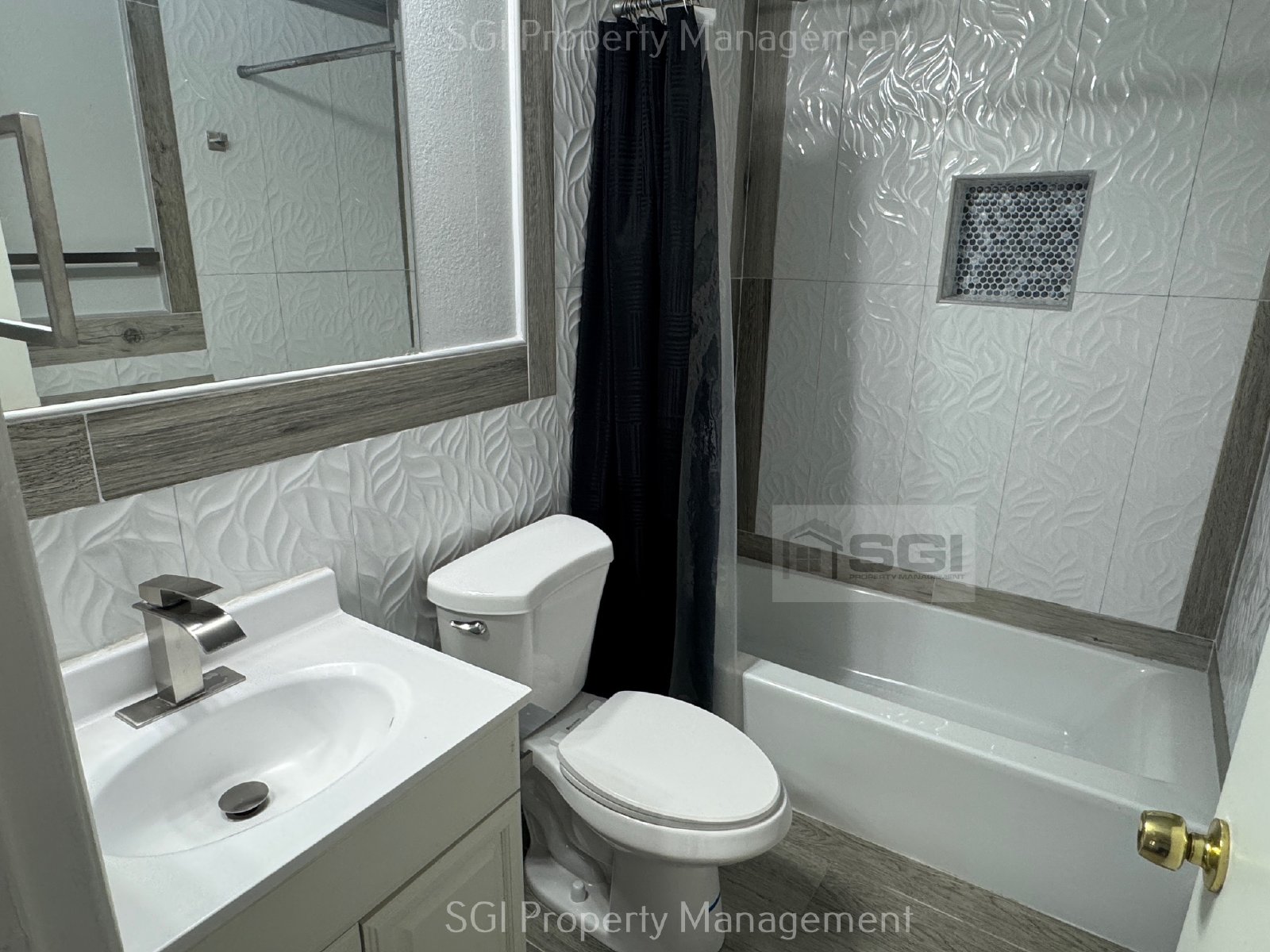 NORTHEAST PHOENIX PROPERTY WITH RV GATE! property image