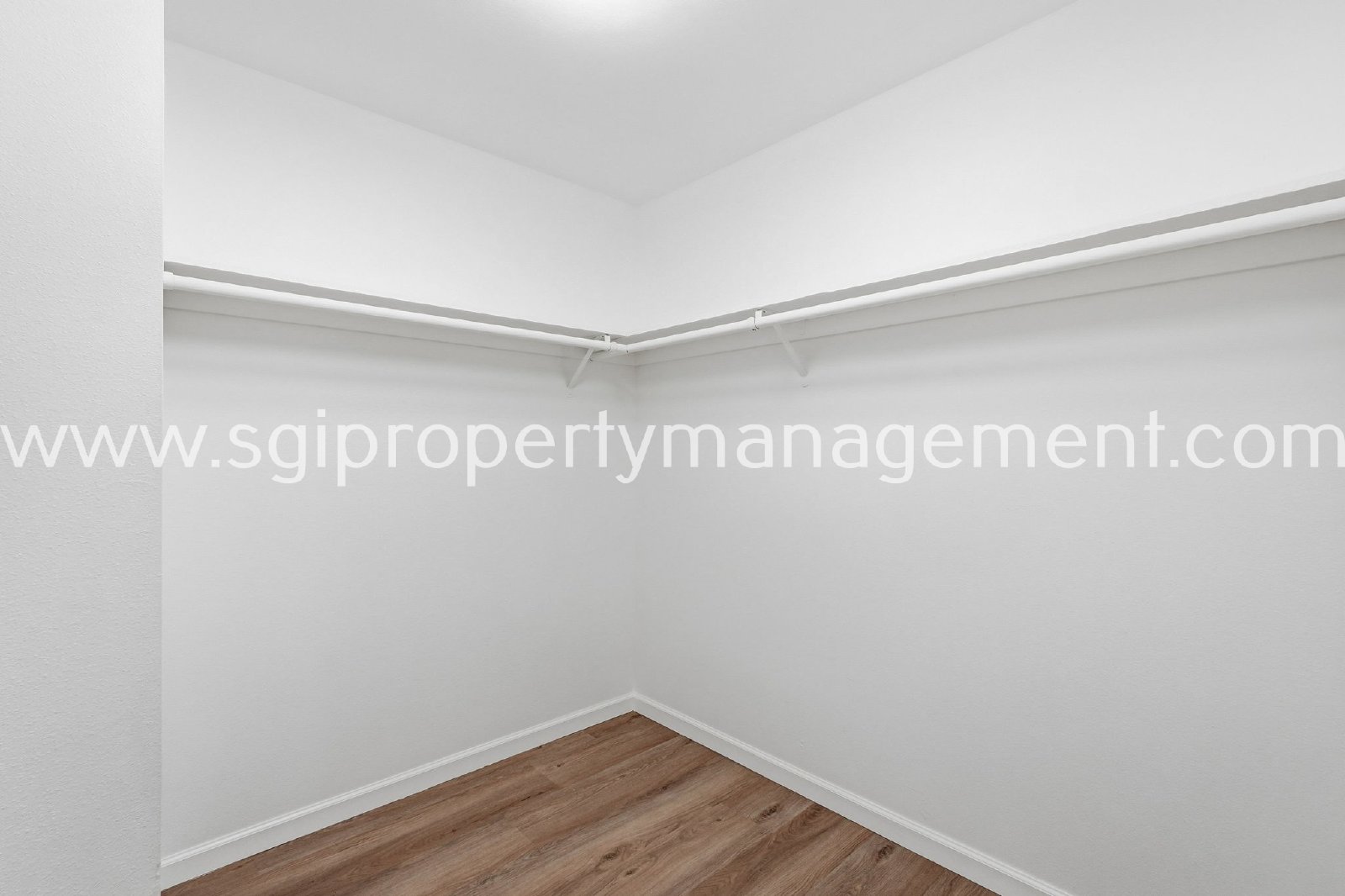 Updated 2 bedroom, 2 bathroom Scottsdale home property image