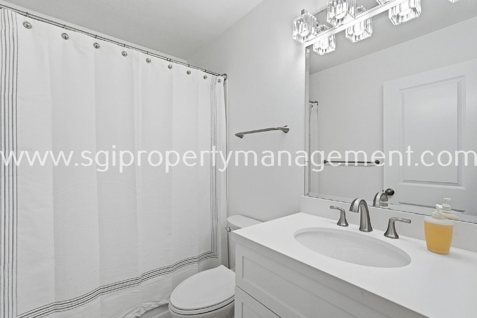 Updated 2 bedroom, 2 bathroom Scottsdale home property image