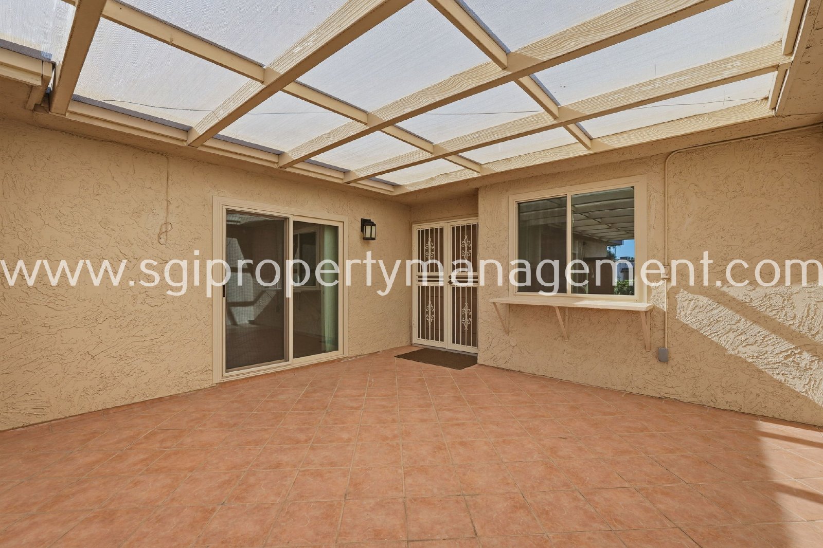 Updated 2 bedroom, 2 bathroom Scottsdale home property image