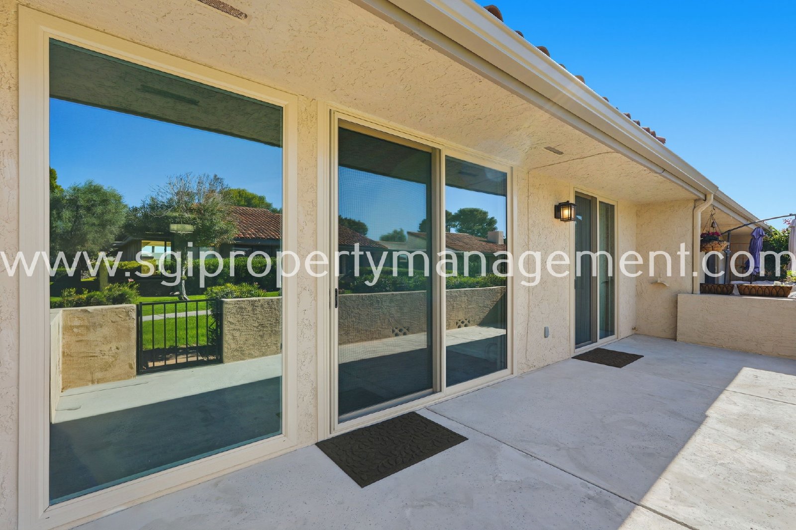 Updated 2 bedroom, 2 bathroom Scottsdale home property image