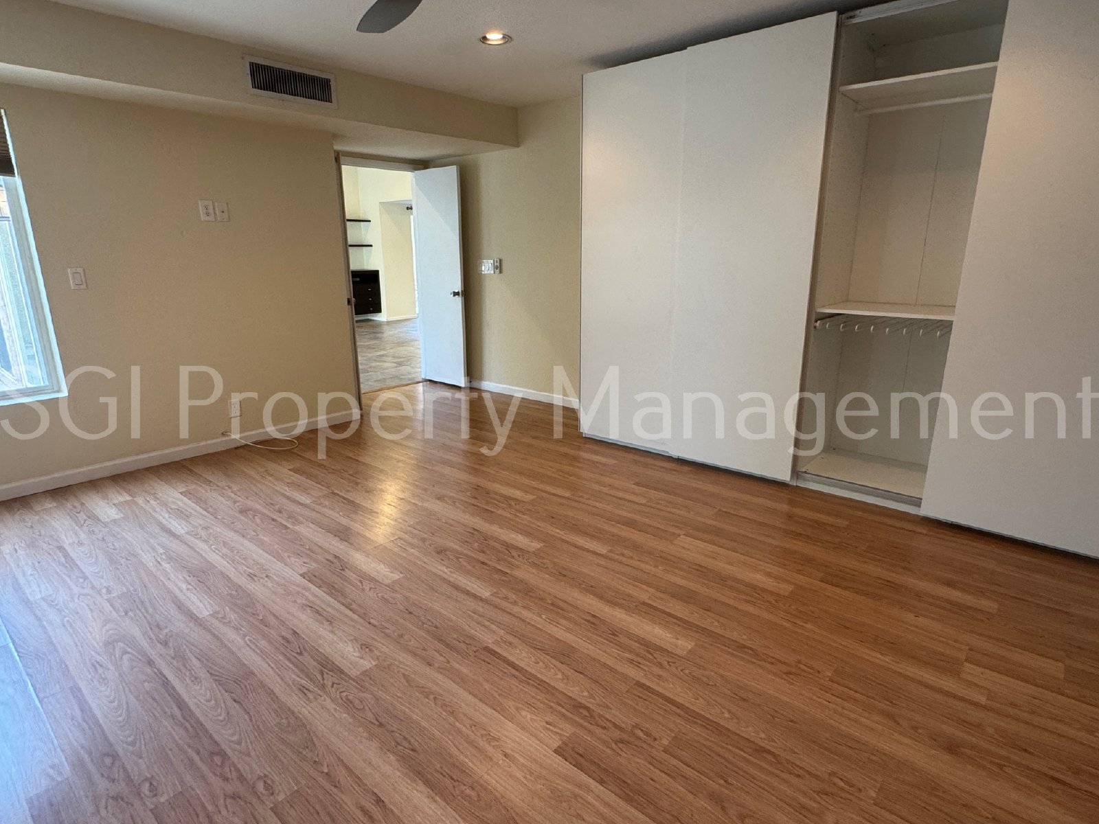 Gorgeous home ready for move in property image