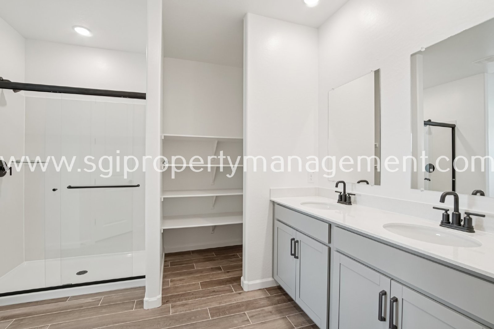 Brand new 3 bedroom single level home with many upgrades property image