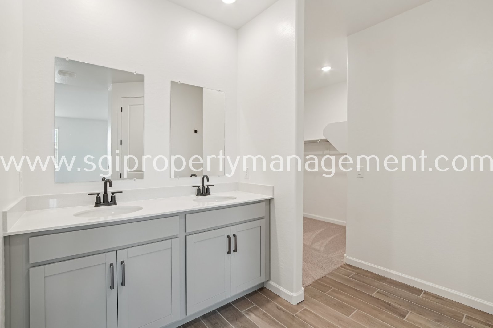 Brand new 3 bedroom single level home with many upgrades property image