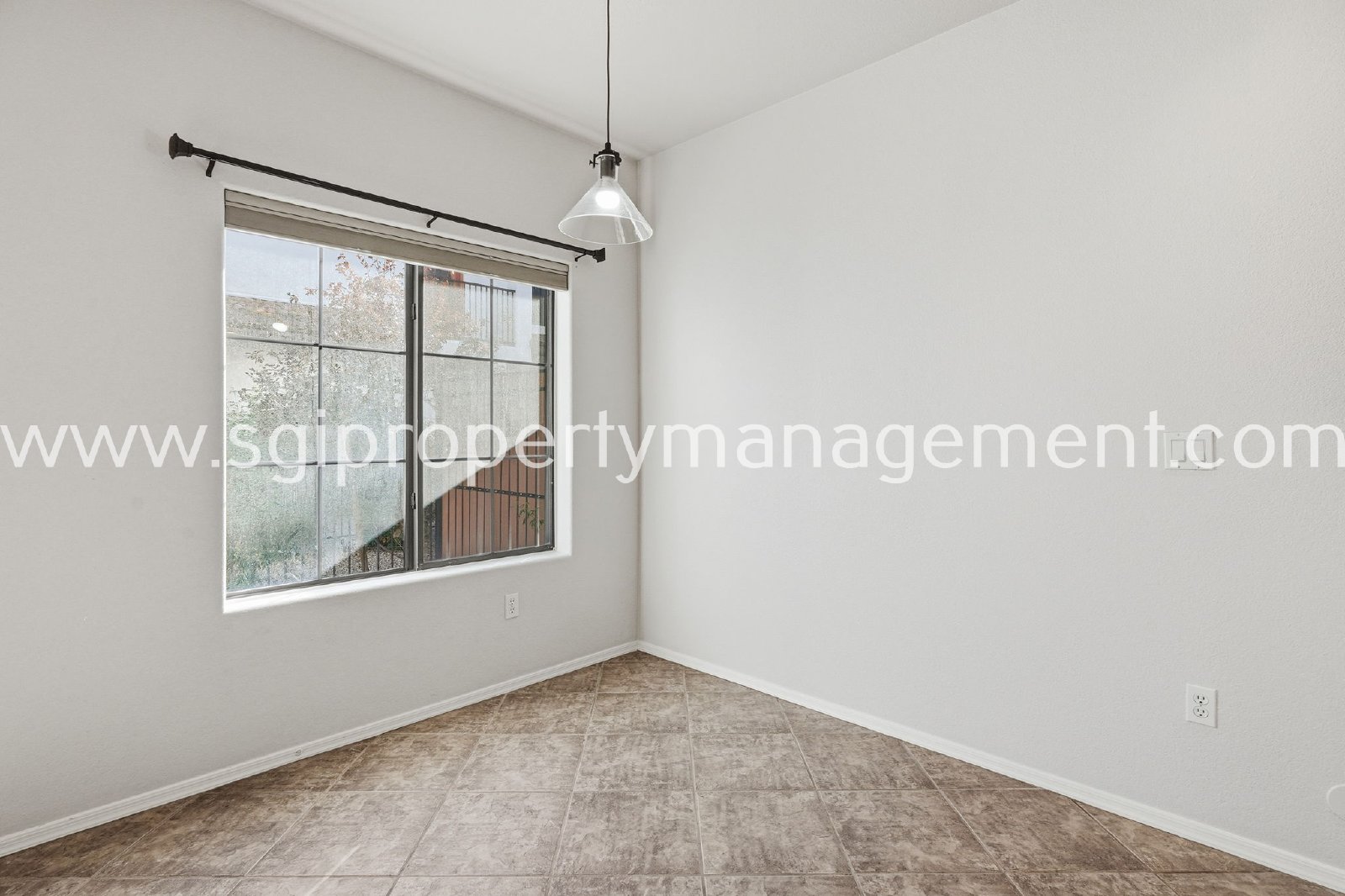 Great 3 bedroom, 2.5 bath home in NE Phoenix property image