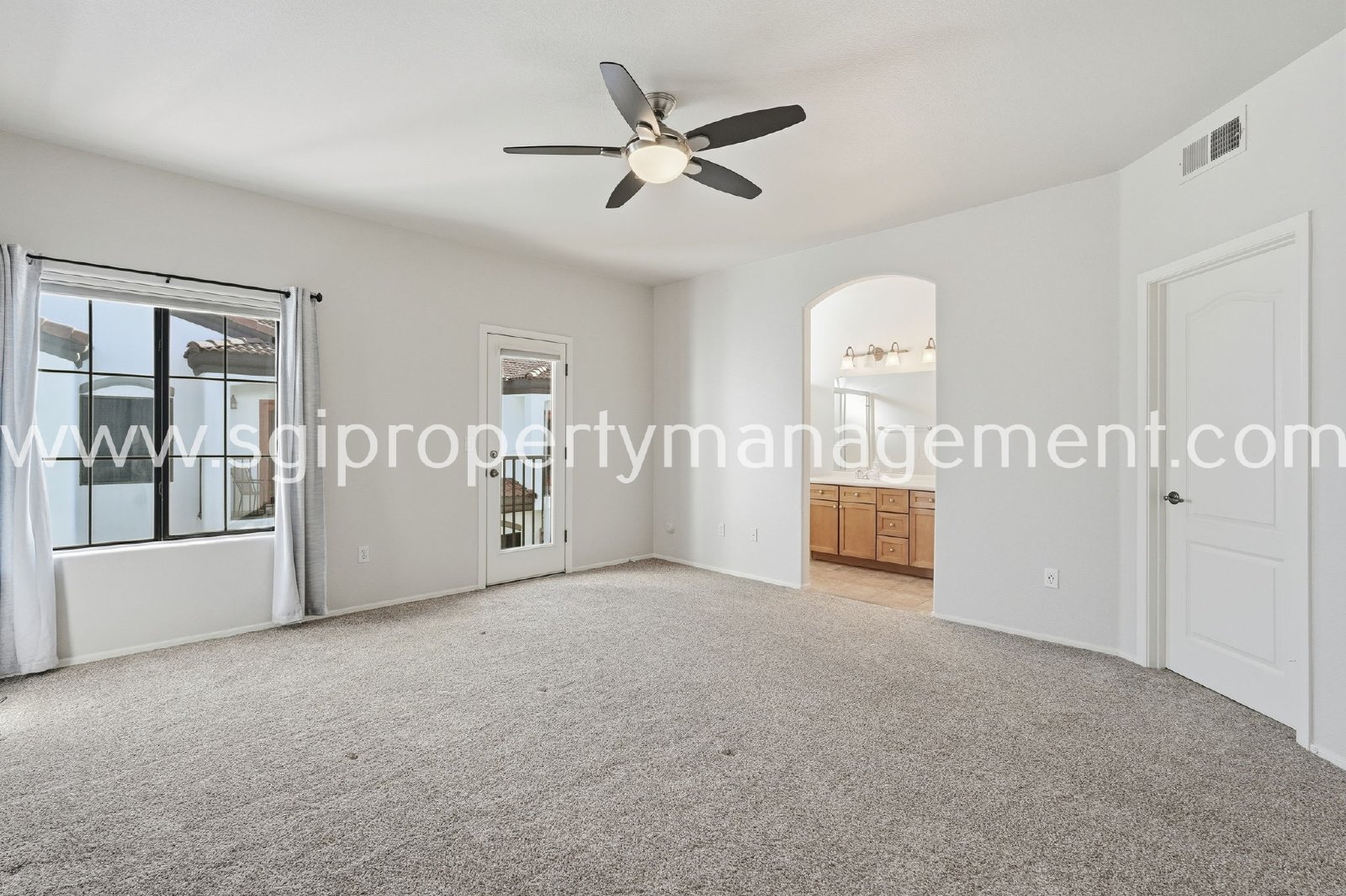 Great 3 bedroom, 2.5 bath home in NE Phoenix property image