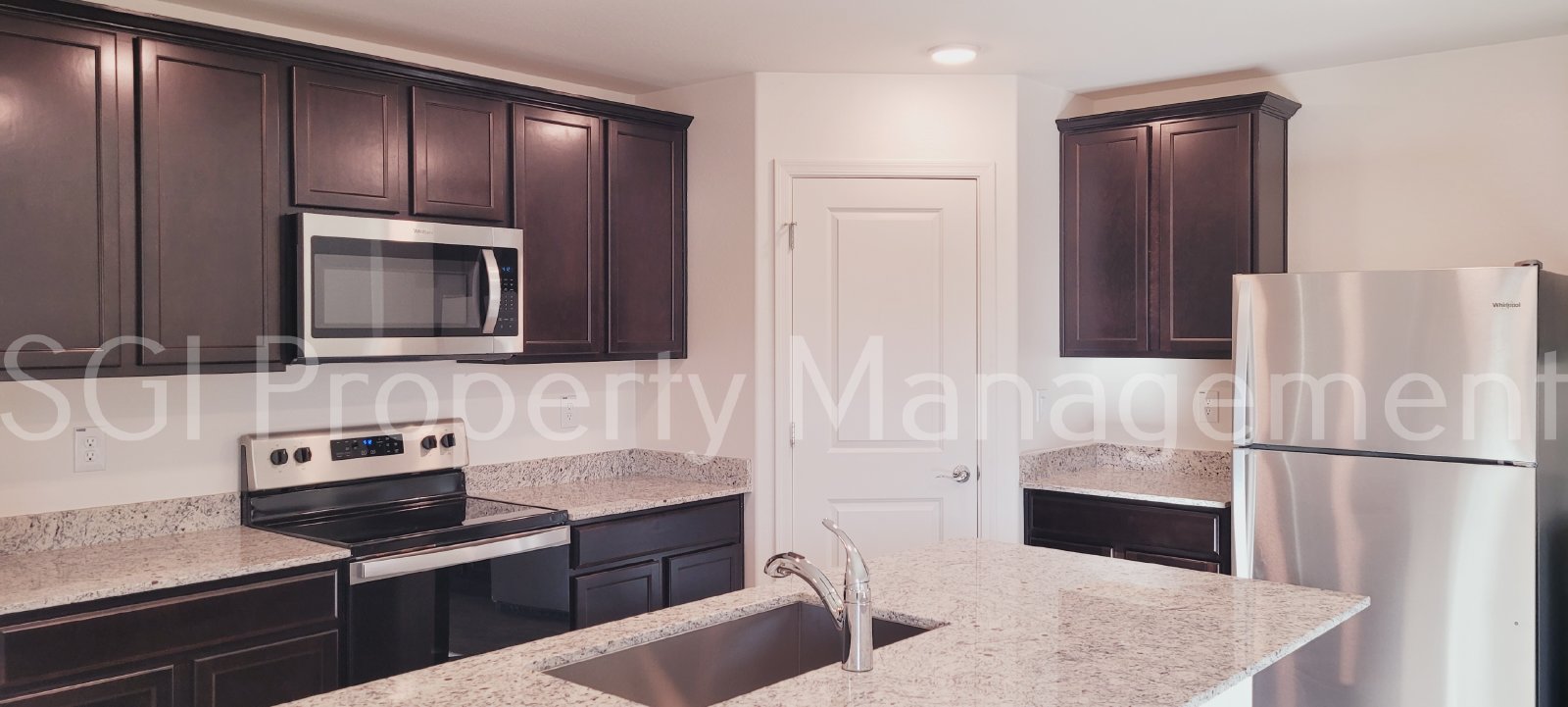 4 bedroom in Mission Ranch property image