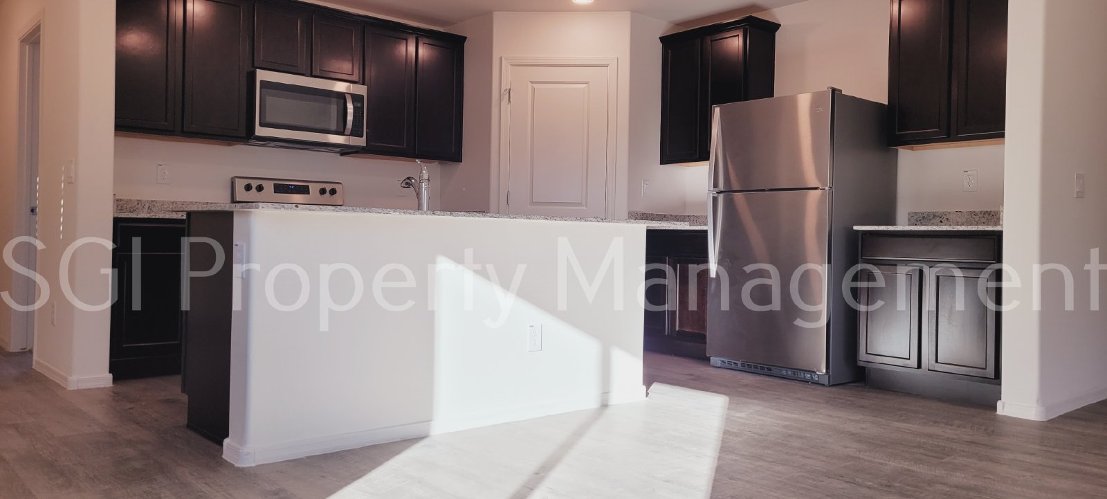 4 bedroom in Mission Ranch property image