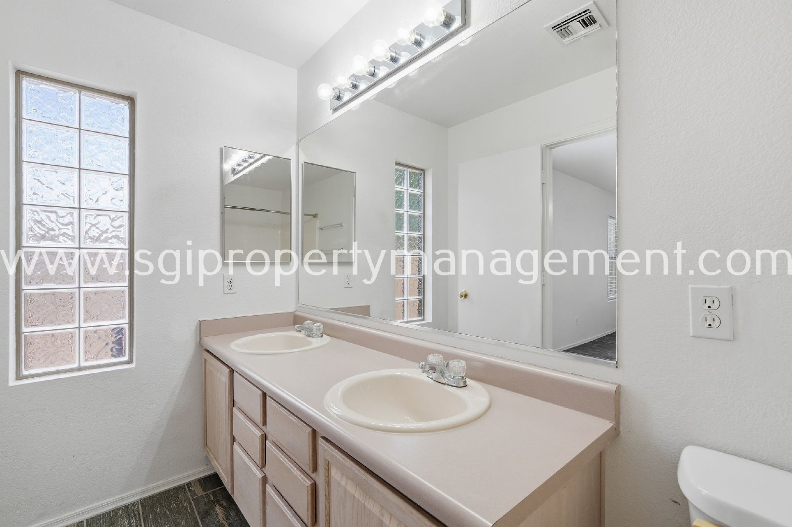 Charming 3 bedroom Peoria home property image