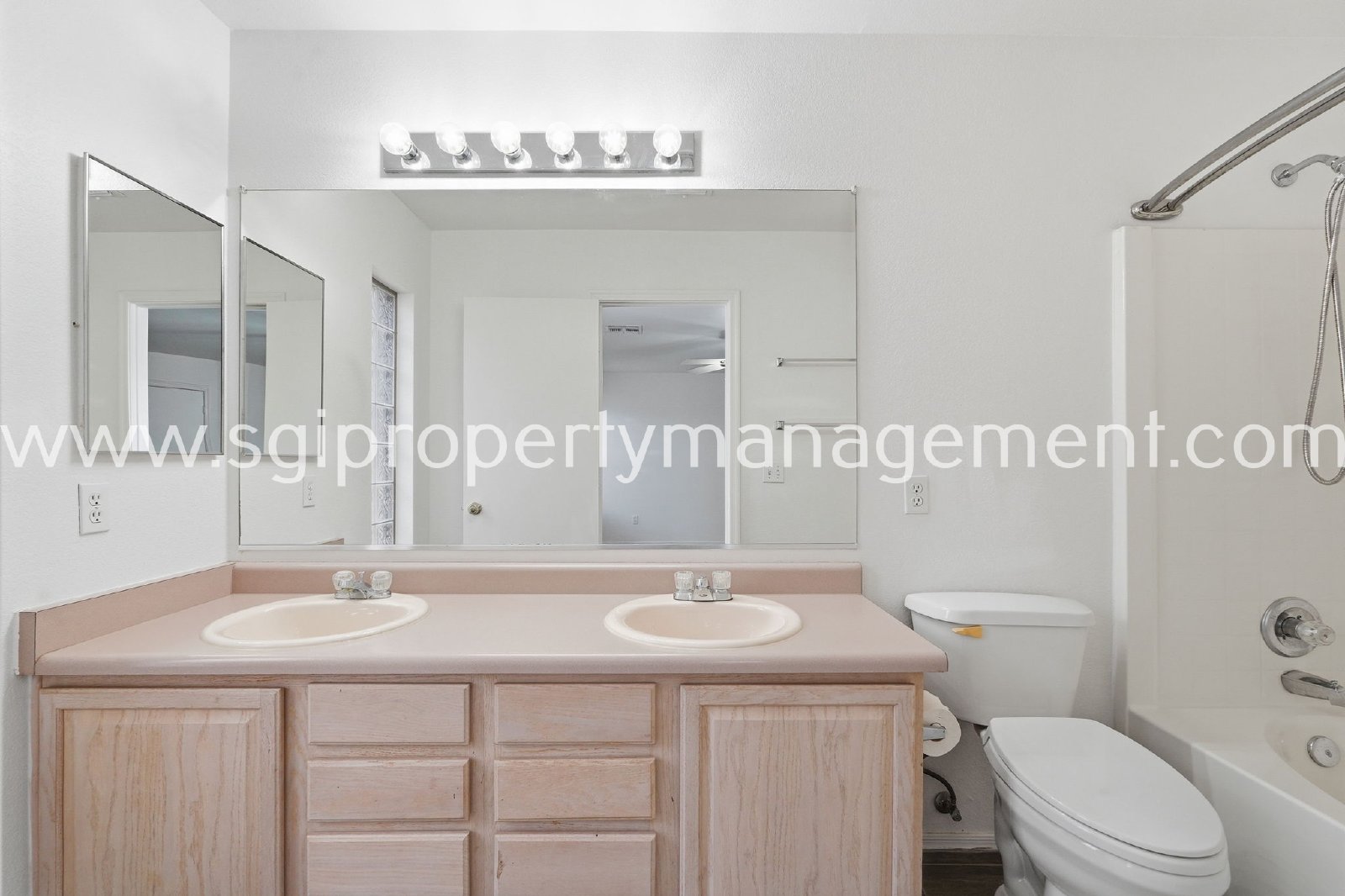 Charming 3 bedroom Peoria home property image