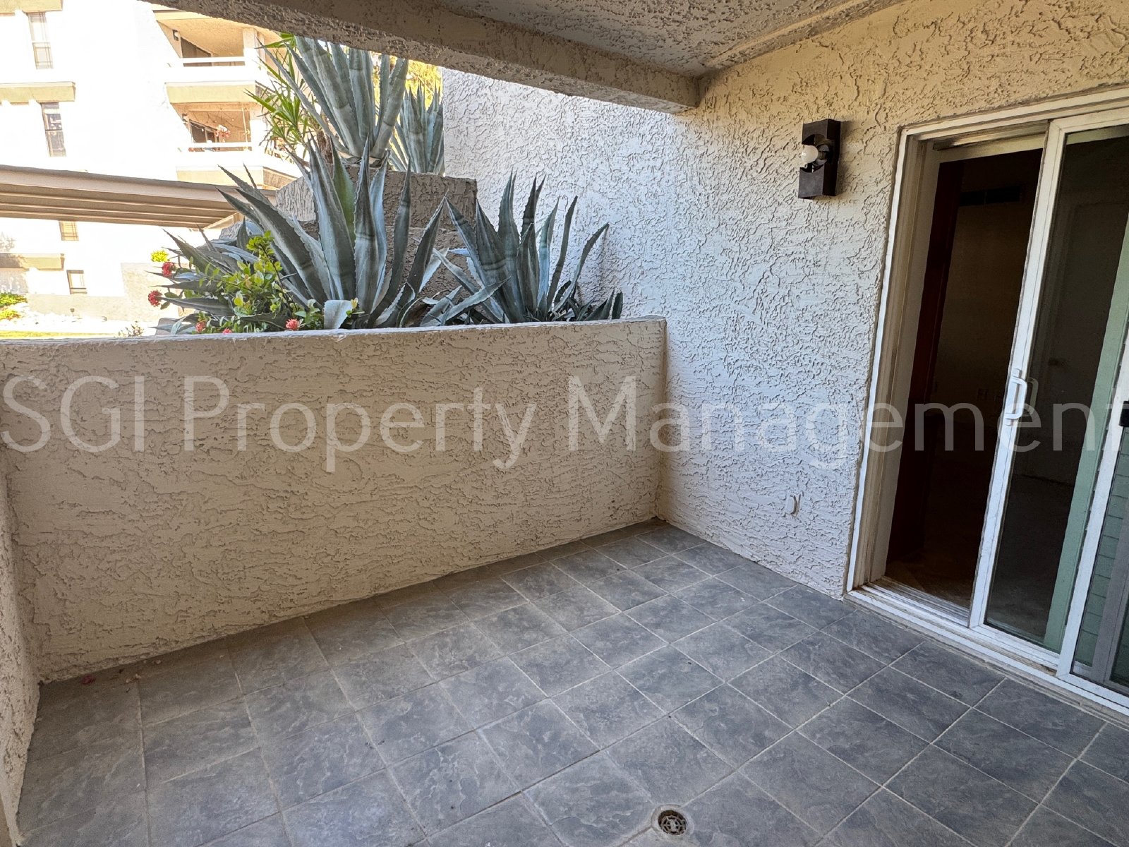 Great condo ready for move in property image