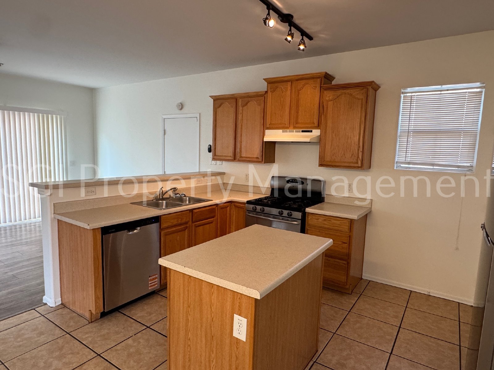Spacious home ready for move in property image