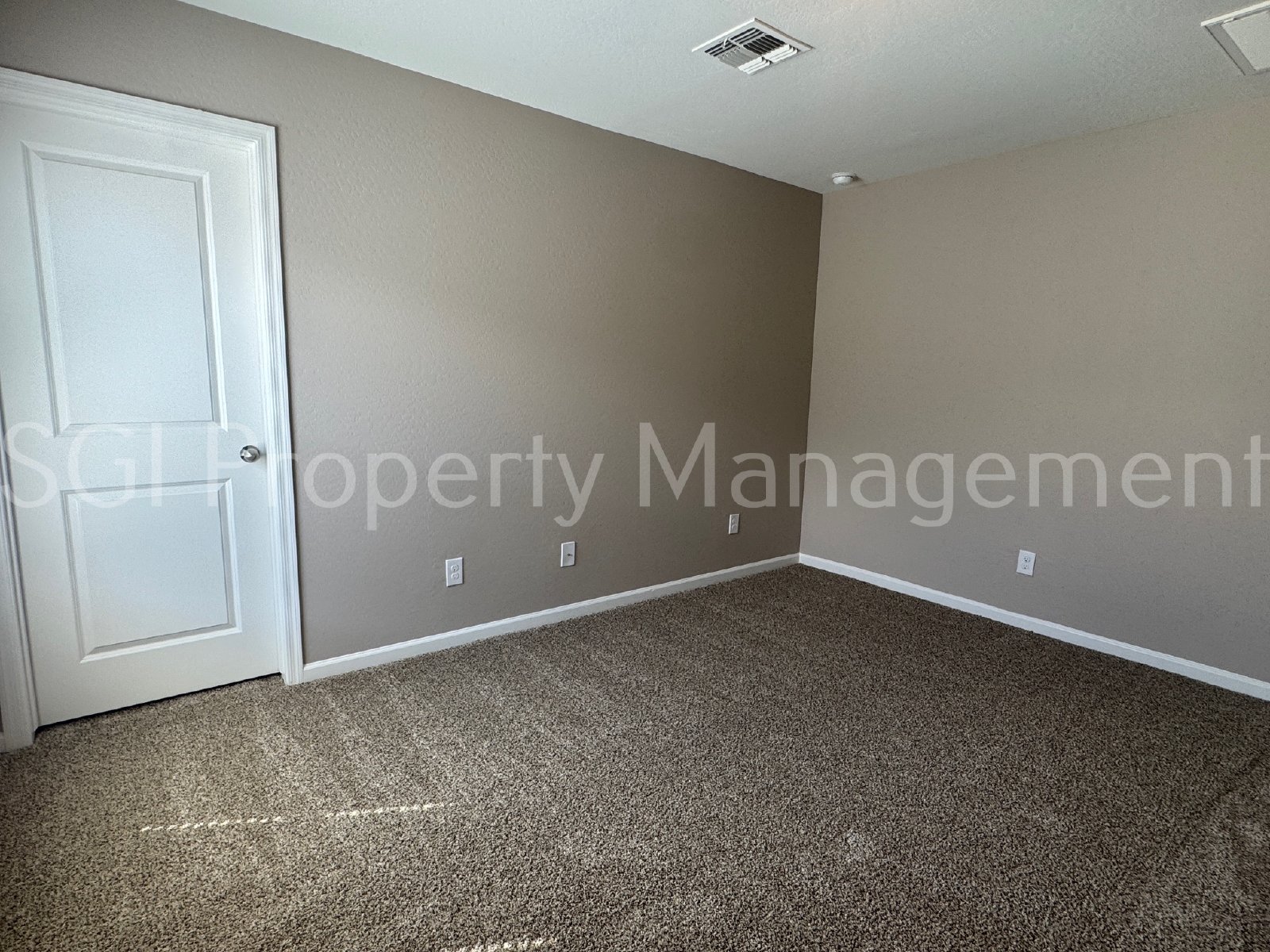Gorgeous home ready for move in property image