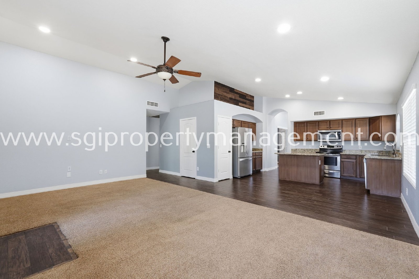 Updated 4 bedroom Peoria home property image