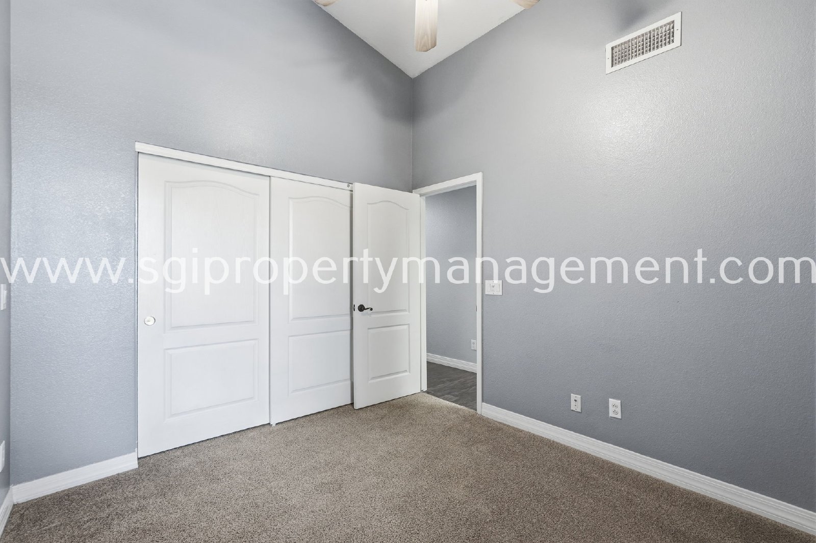Updated 4 bedroom Peoria home property image