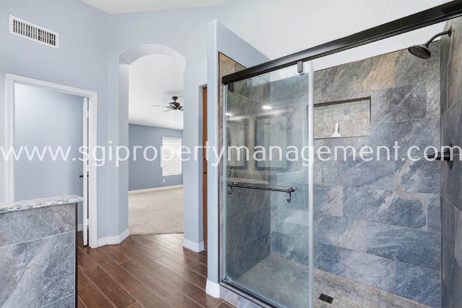 Updated 4 bedroom Peoria home property image