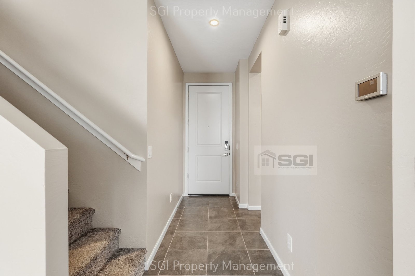 4 BEDROOM 3 BATHROOM SURPRISE HOME. property image