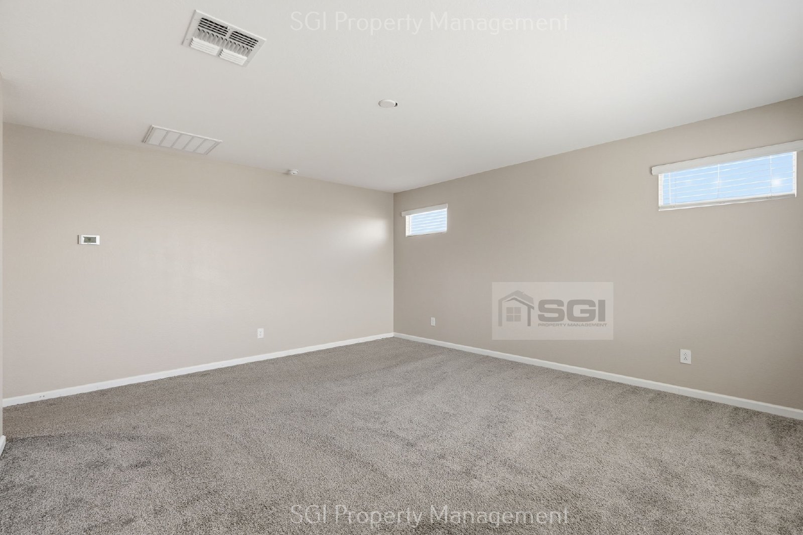 4 BEDROOM 3 BATHROOM SURPRISE HOME. property image