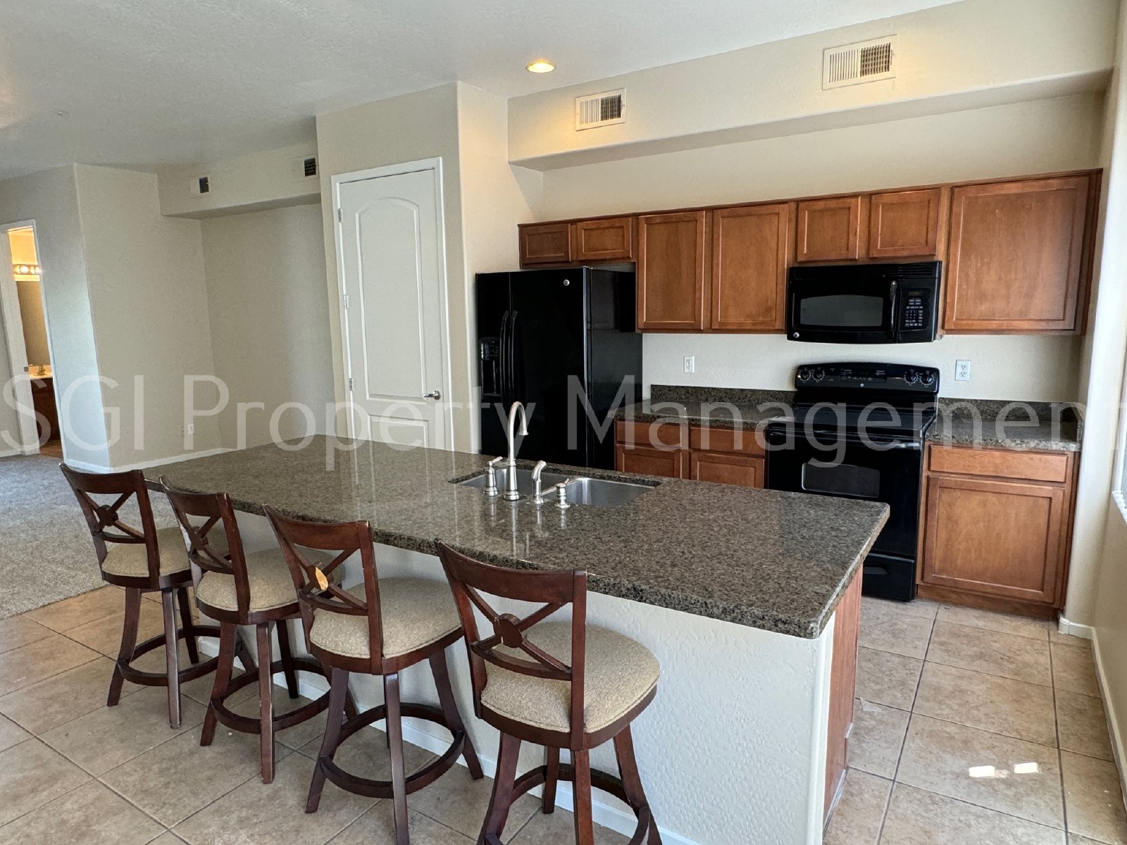 Gorgeous townhouse ready for move in property image