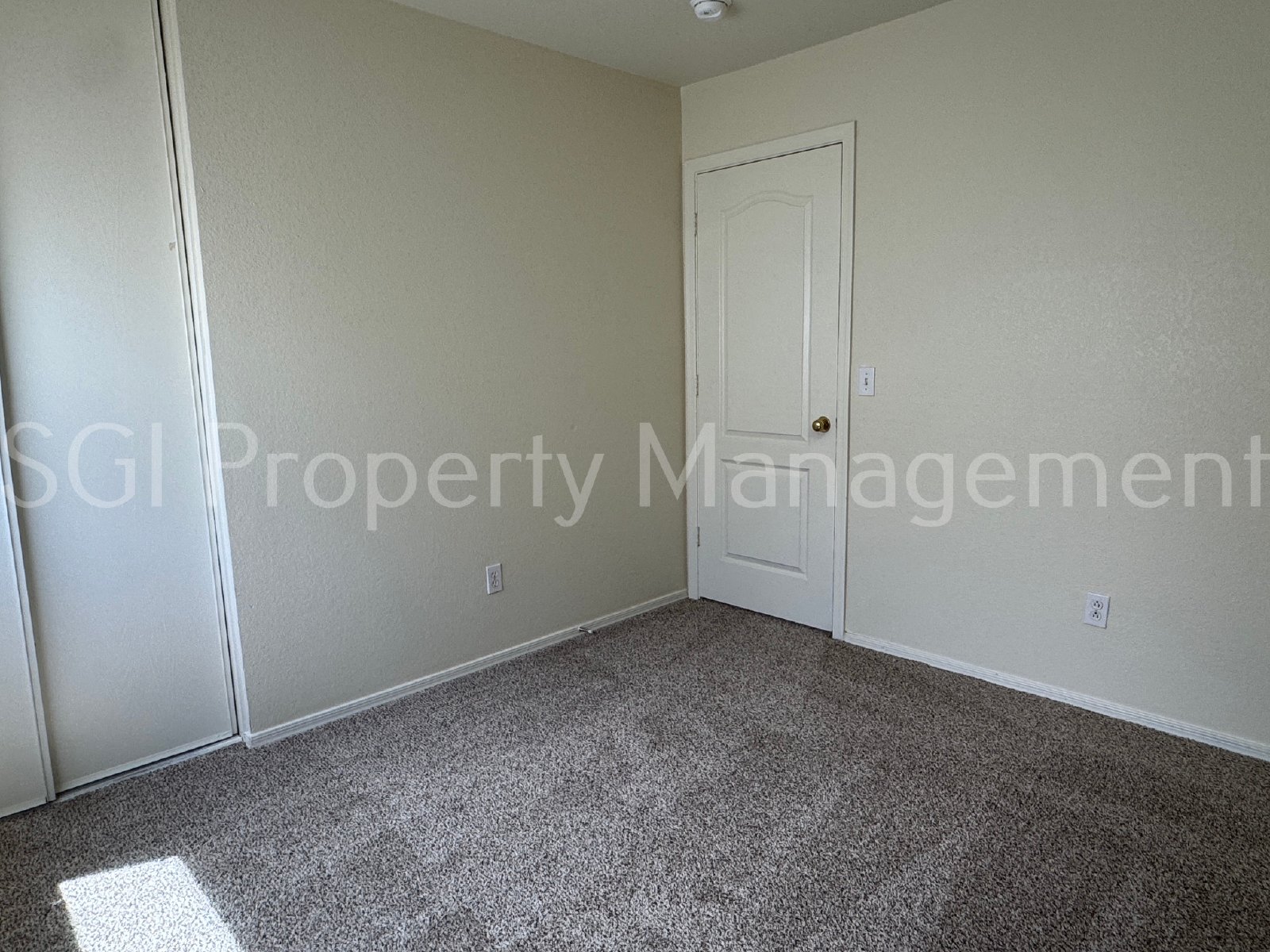 Weston Park 3 bedroom 2 bath home! property image