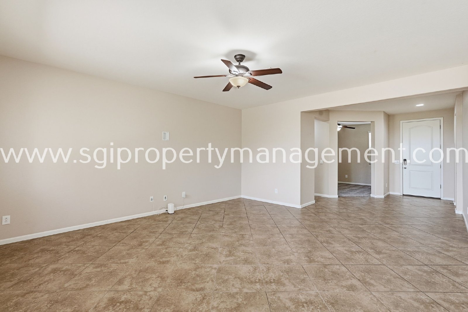 PEORIA HOME WITH MOUNTAIN VIEWS property image
