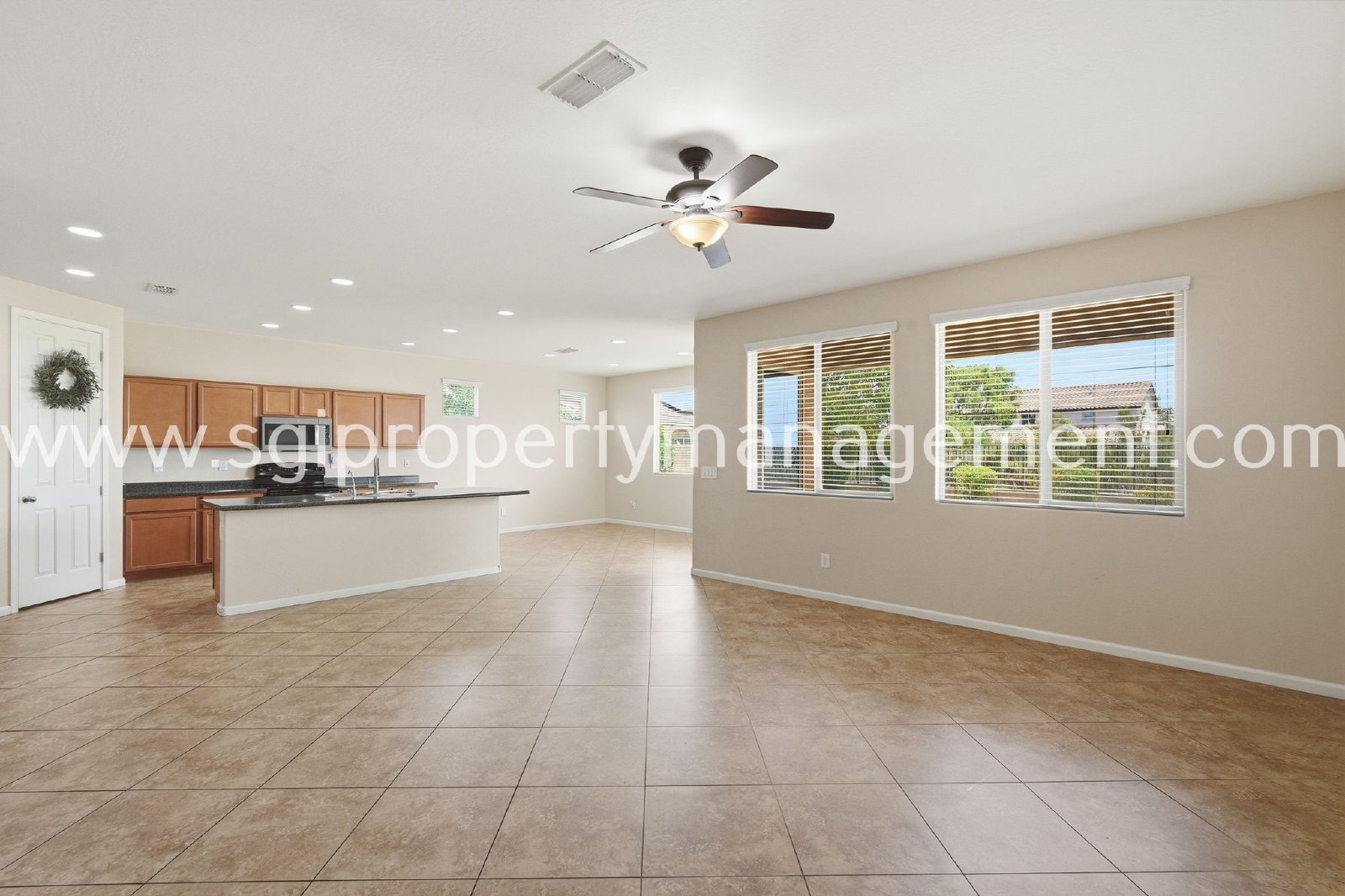 PEORIA HOME WITH MOUNTAIN VIEWS property image
