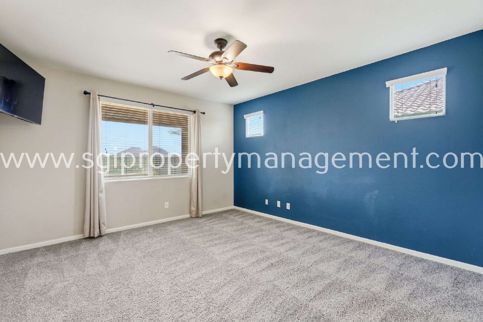 PEORIA HOME WITH MOUNTAIN VIEWS property image