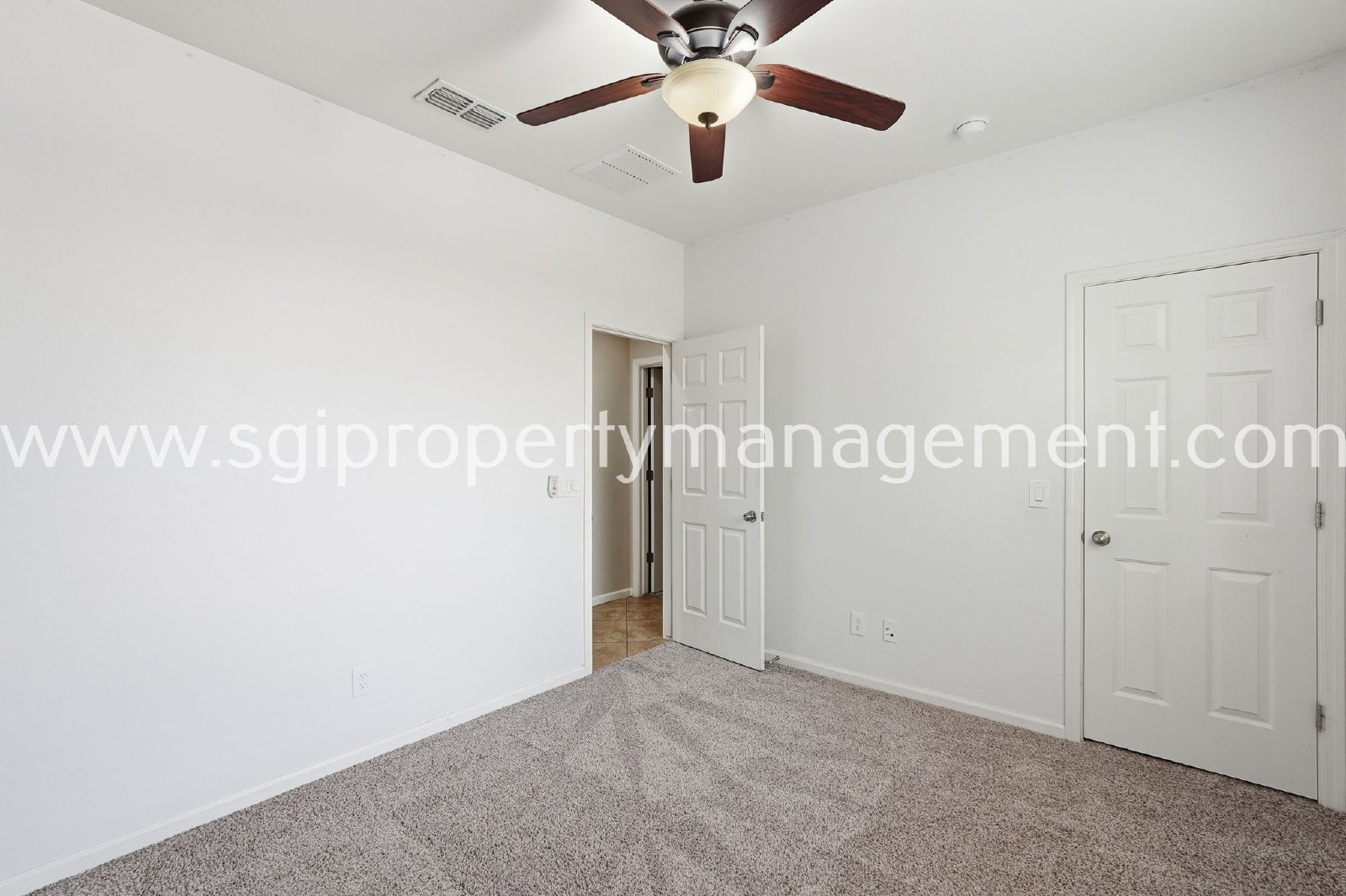 PEORIA HOME WITH MOUNTAIN VIEWS property image