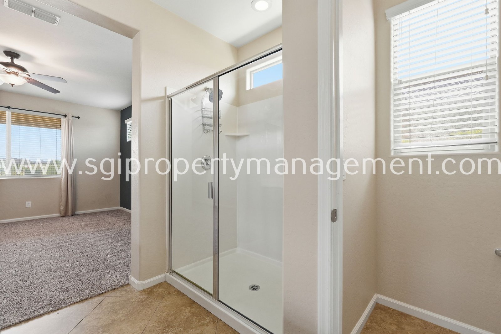 PEORIA HOME WITH MOUNTAIN VIEWS property image
