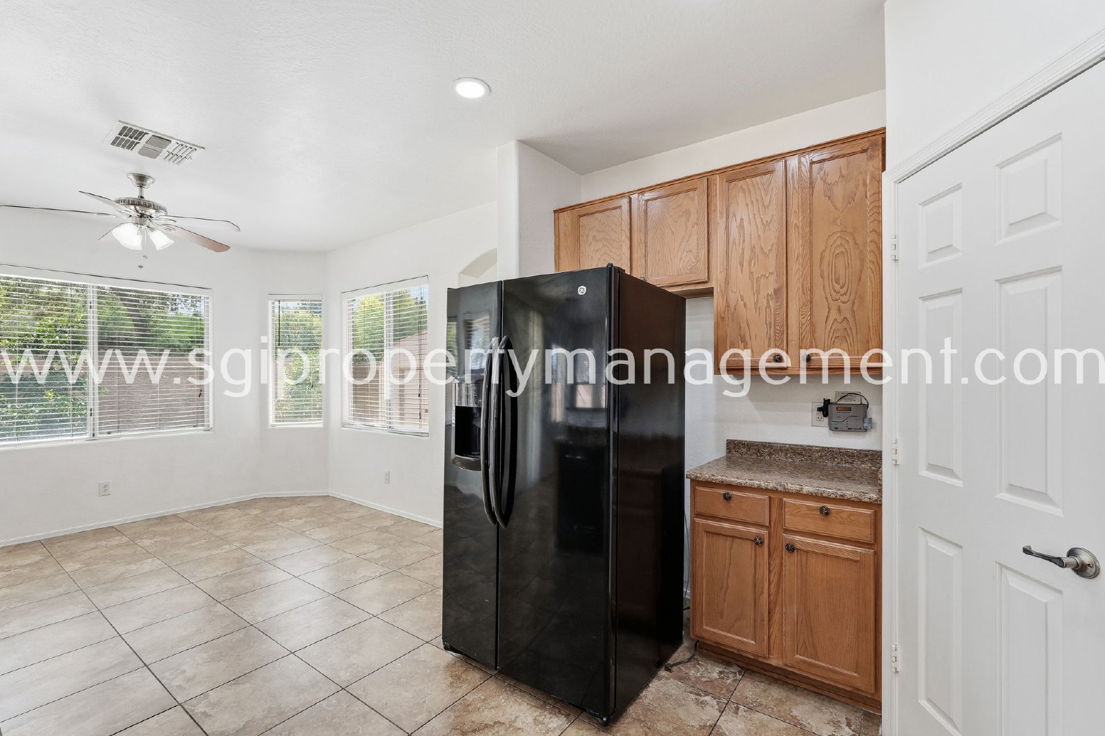 5 BEDROOM GLENDALE HOME. property image