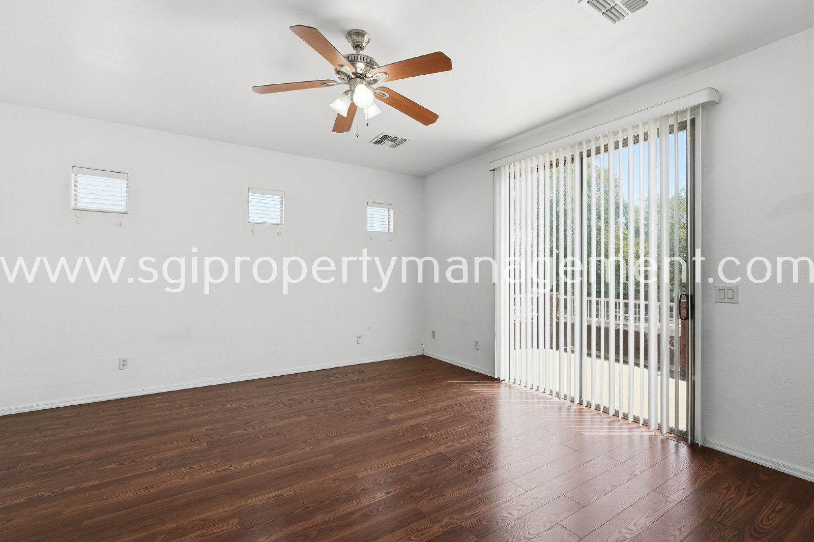 5 BEDROOM GLENDALE HOME. property image