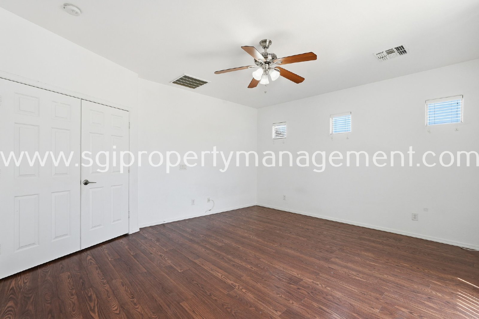 5 BEDROOM GLENDALE HOME. property image