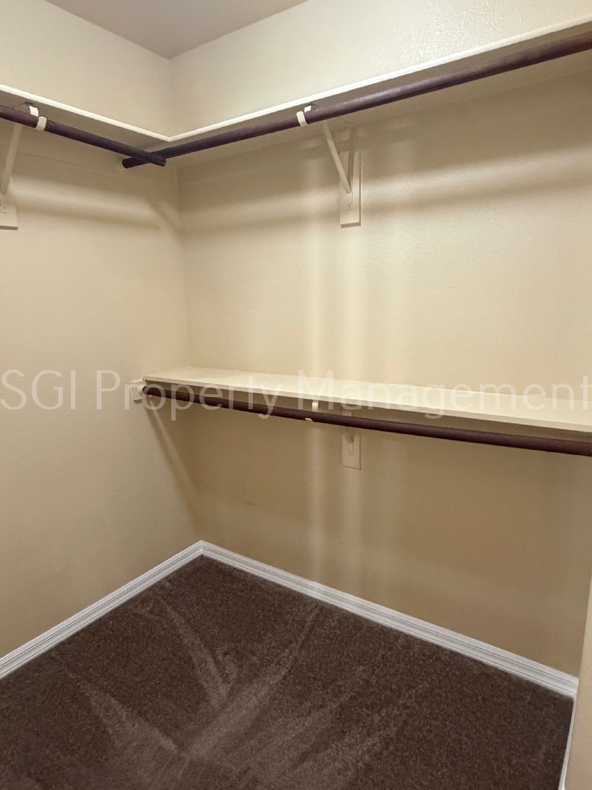 NICE 2 BEDROOM CONDO IN MONTAGE CONDOMINIUMS! property image