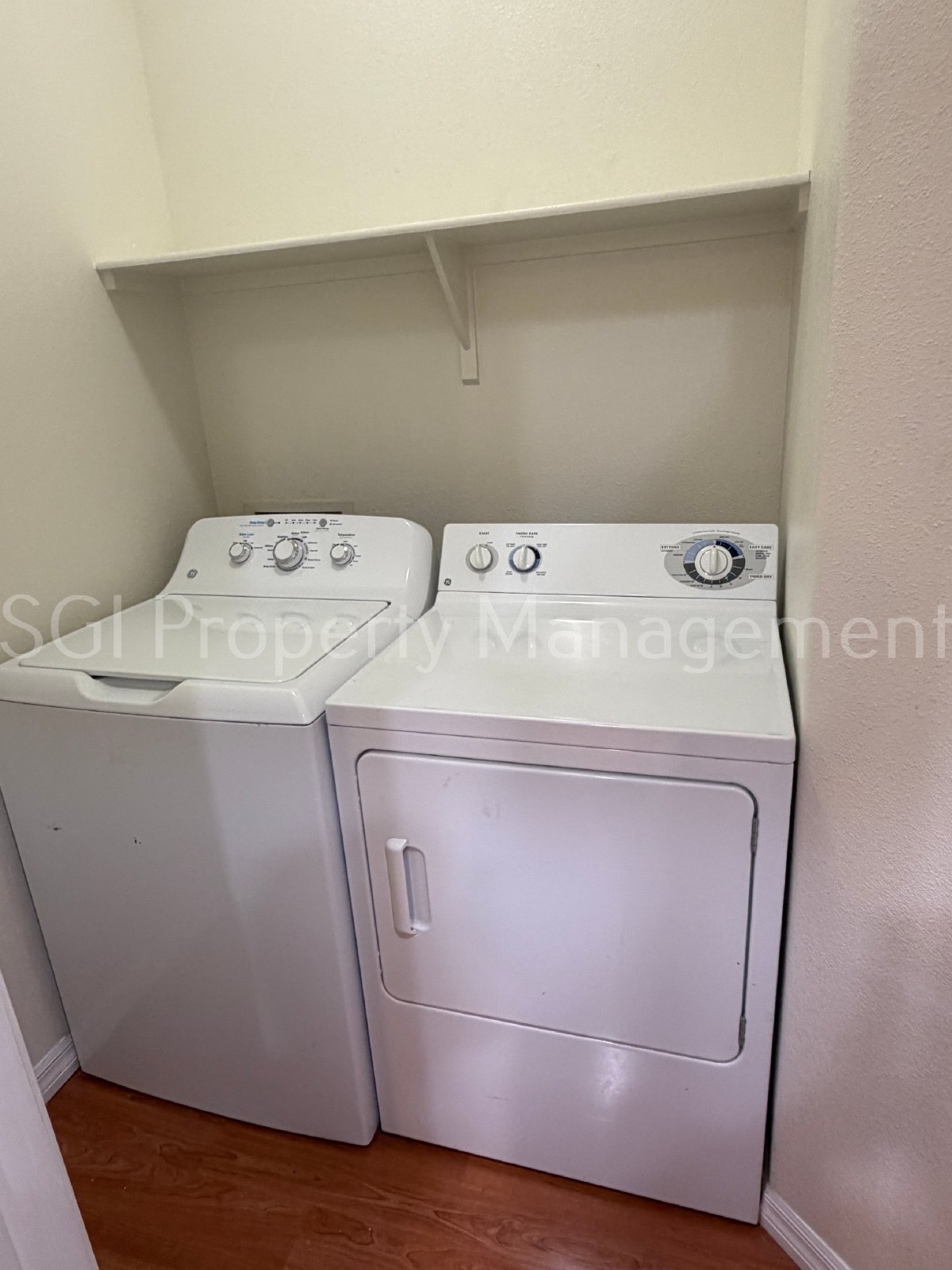 NICE 2 BEDROOM CONDO IN MONTAGE CONDOMINIUMS! property image
