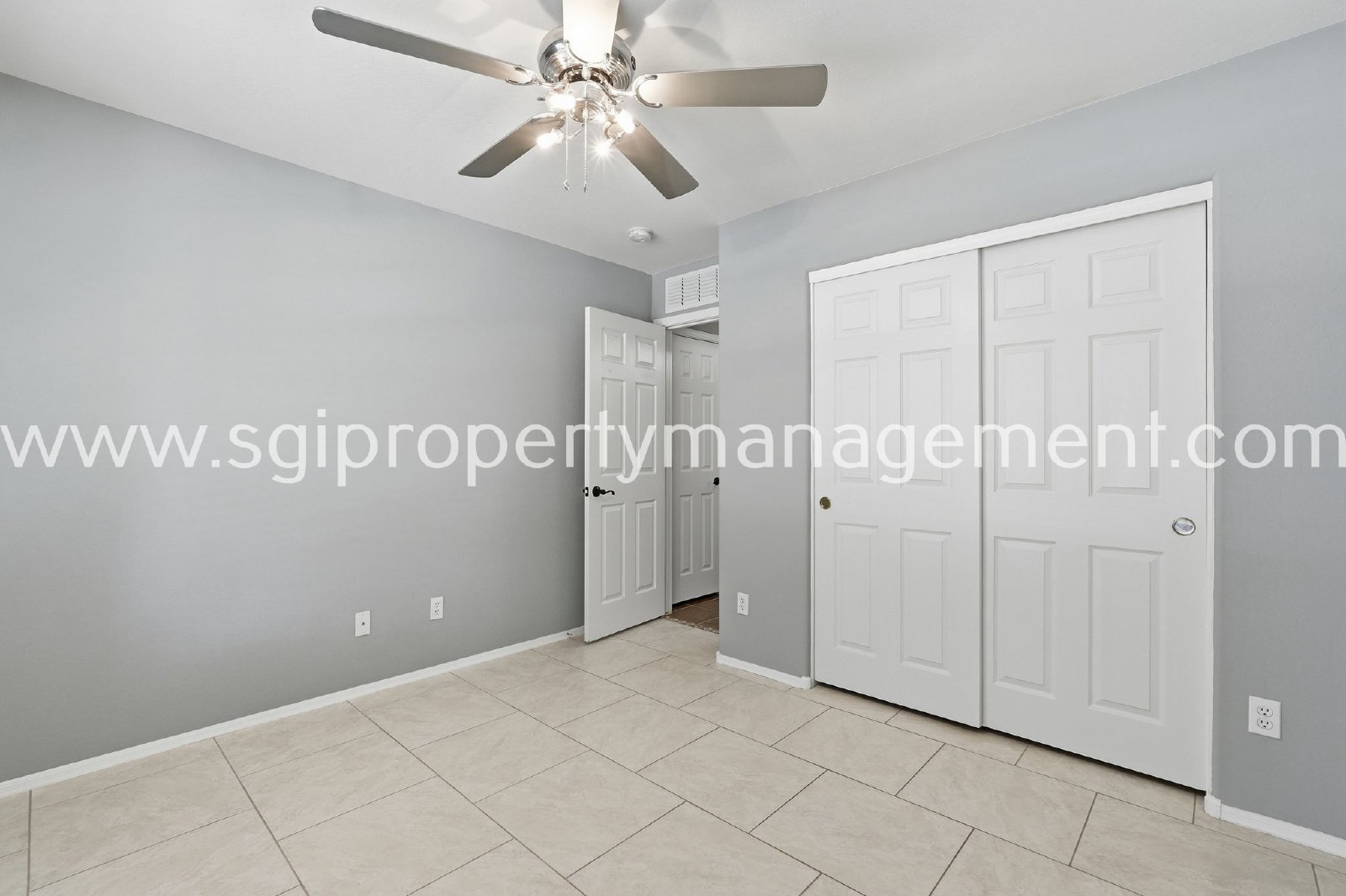 3 bedroom Waddell home with solar panels property image