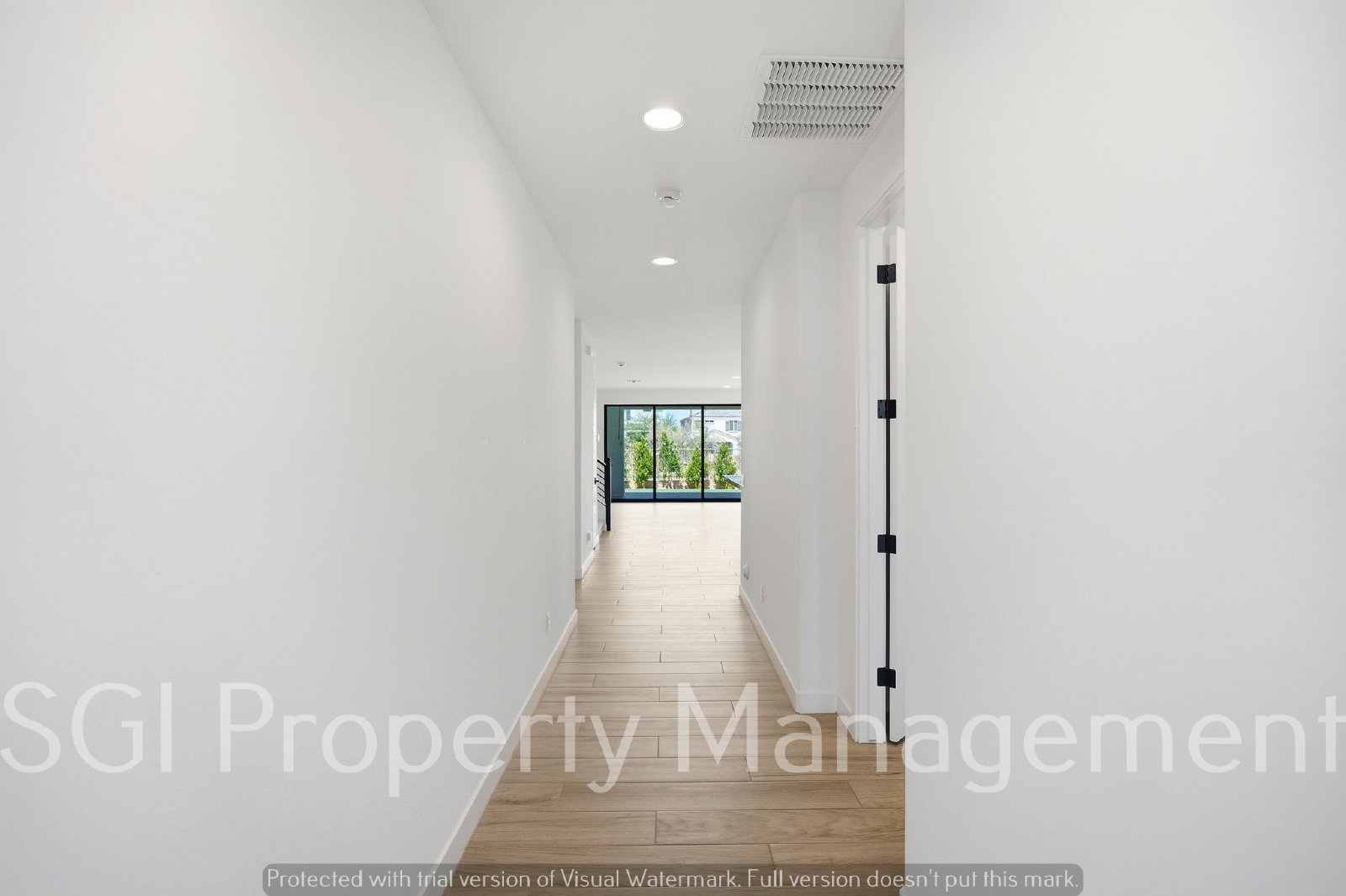 5 Bedroom Luxury Home in a gated community property image